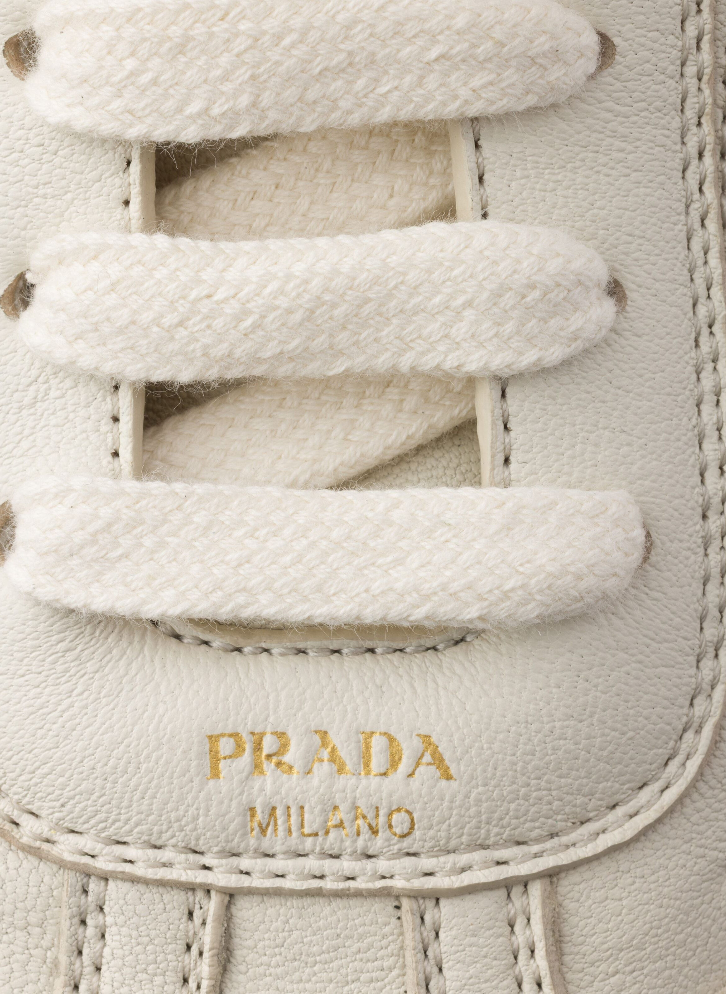 Baskets en cuir nappa montecarlo re-edition 2005 PRADA Beige