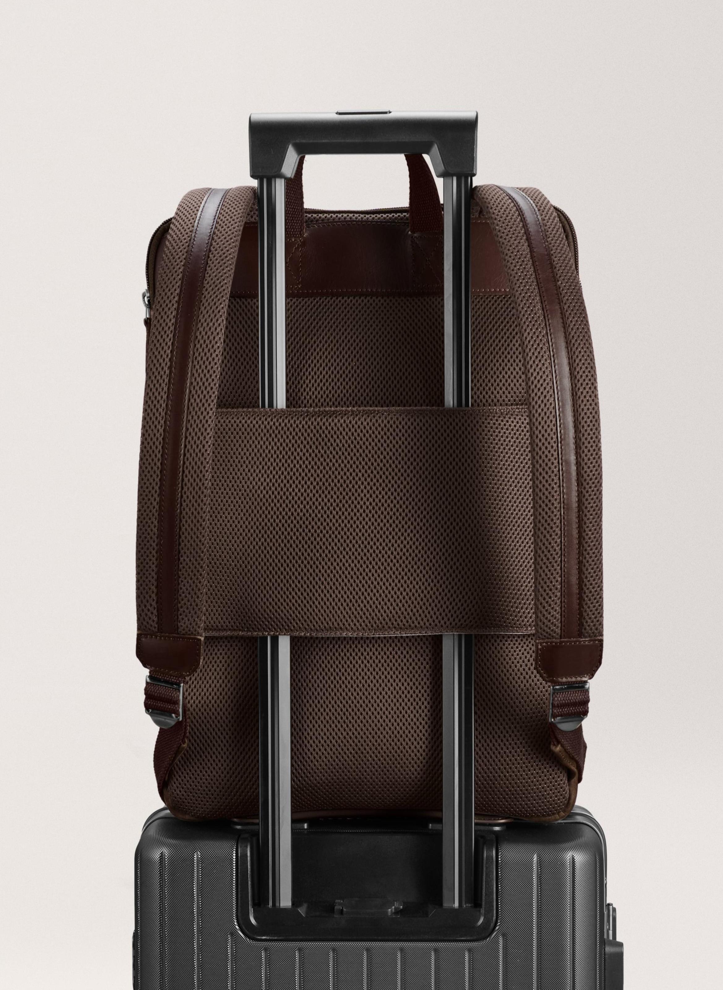 Sac à dos 'City-hopper' en cuir nubuck CARL FRIEDRIK Marron