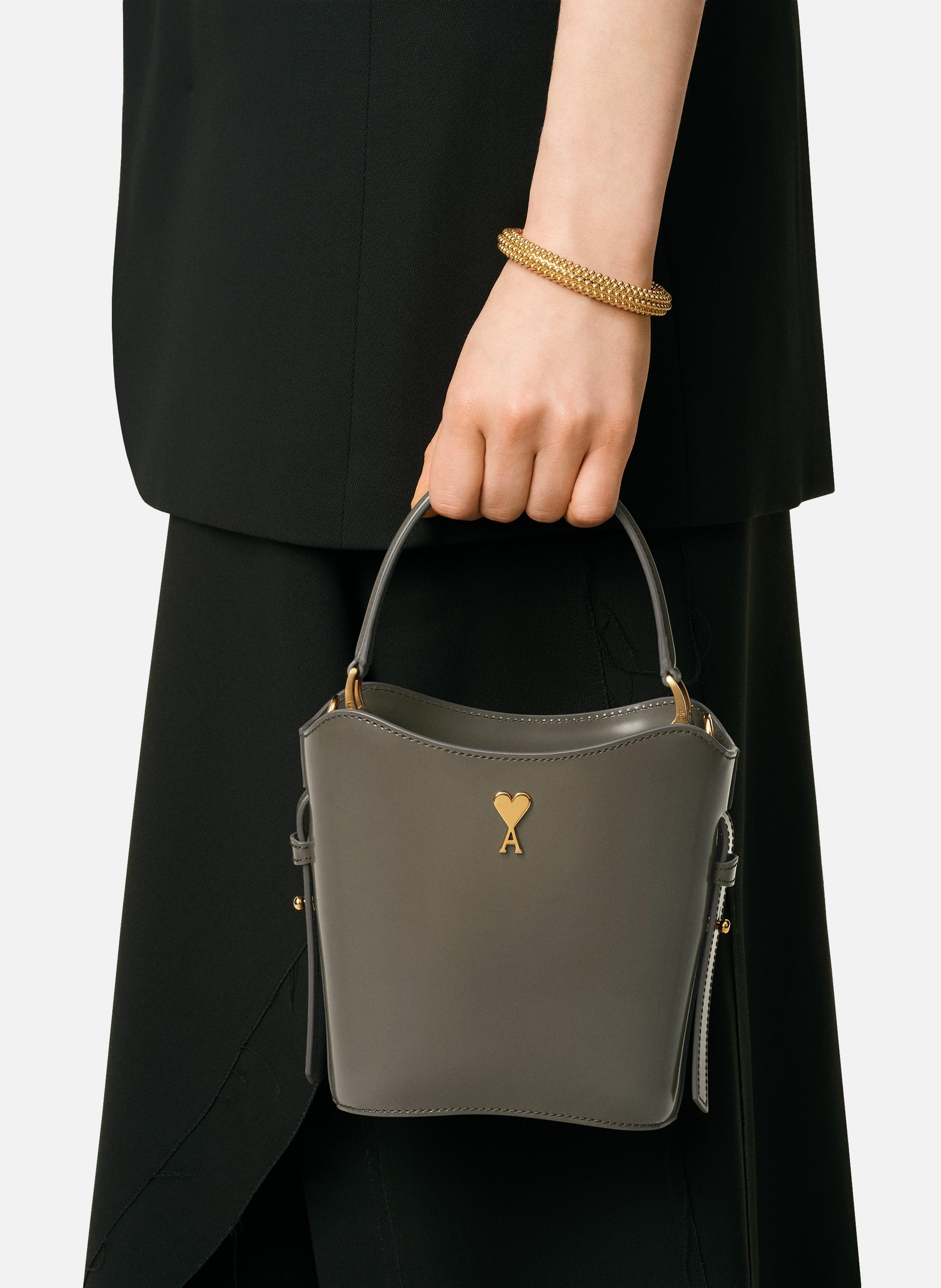 Sac seau mini paris paris en cuir glacé unisexe AMI PARIS Gris