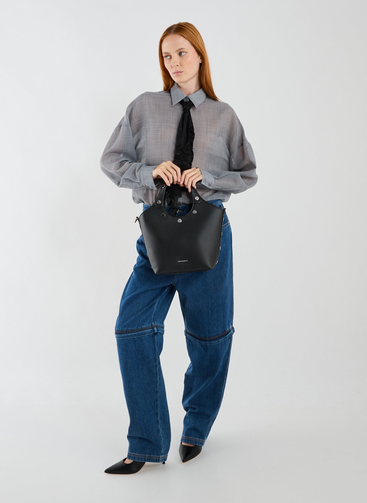 Studded handbag Black