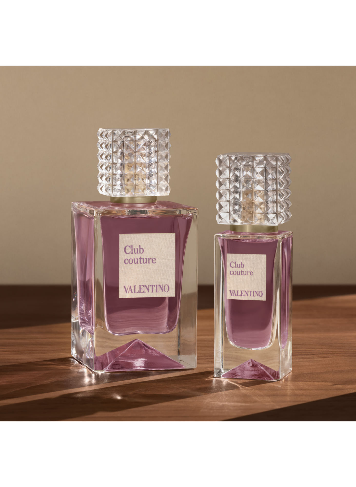 Valentino Anatomy Of Dreams - Club Couture - Eau de Parfum
Valentino Anatomie der Träume - Club Couture - Eau de Parfum VALENTINO No color