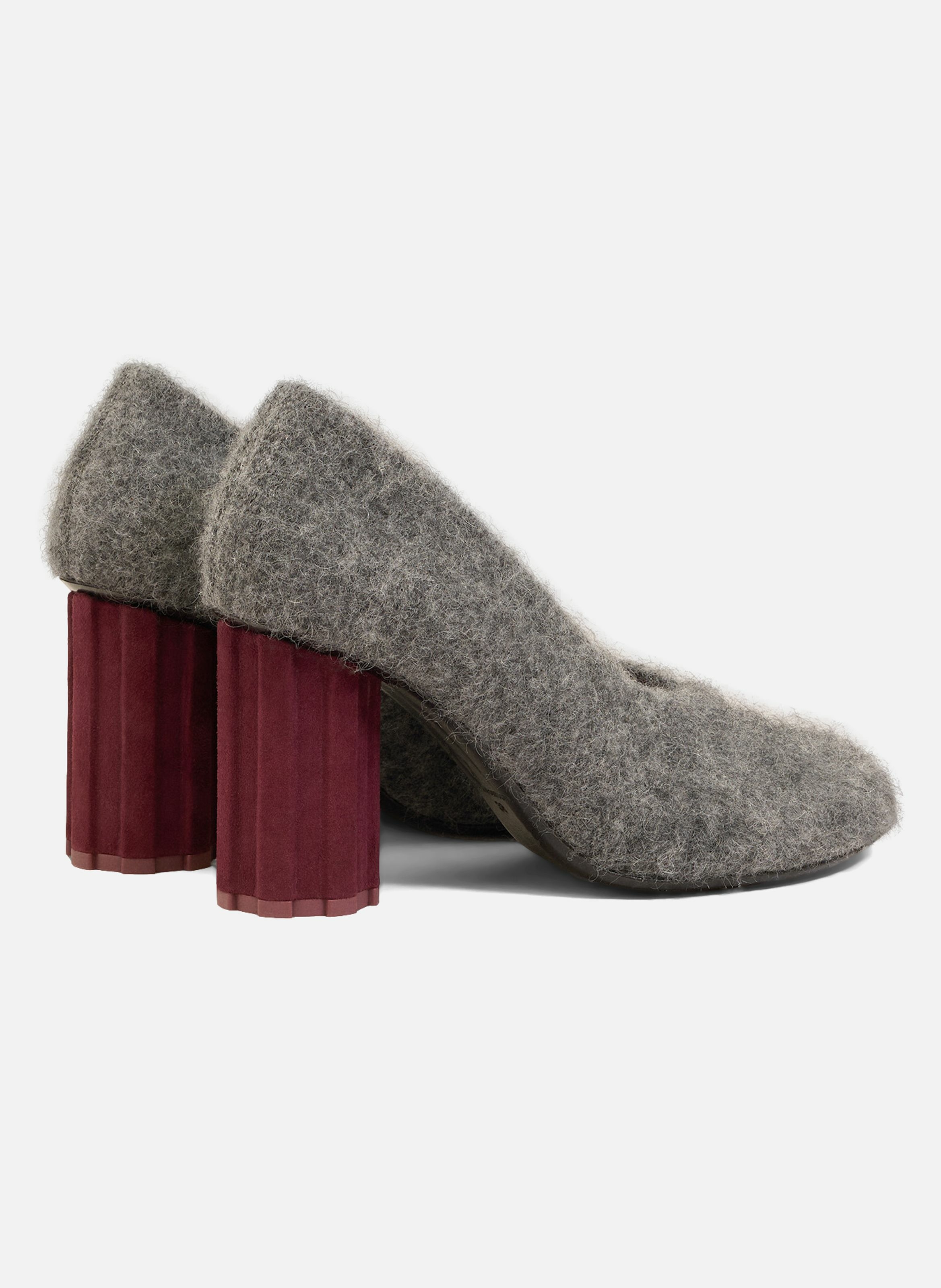 Escarpins piano en maille de mohair AMI PARIS Gris