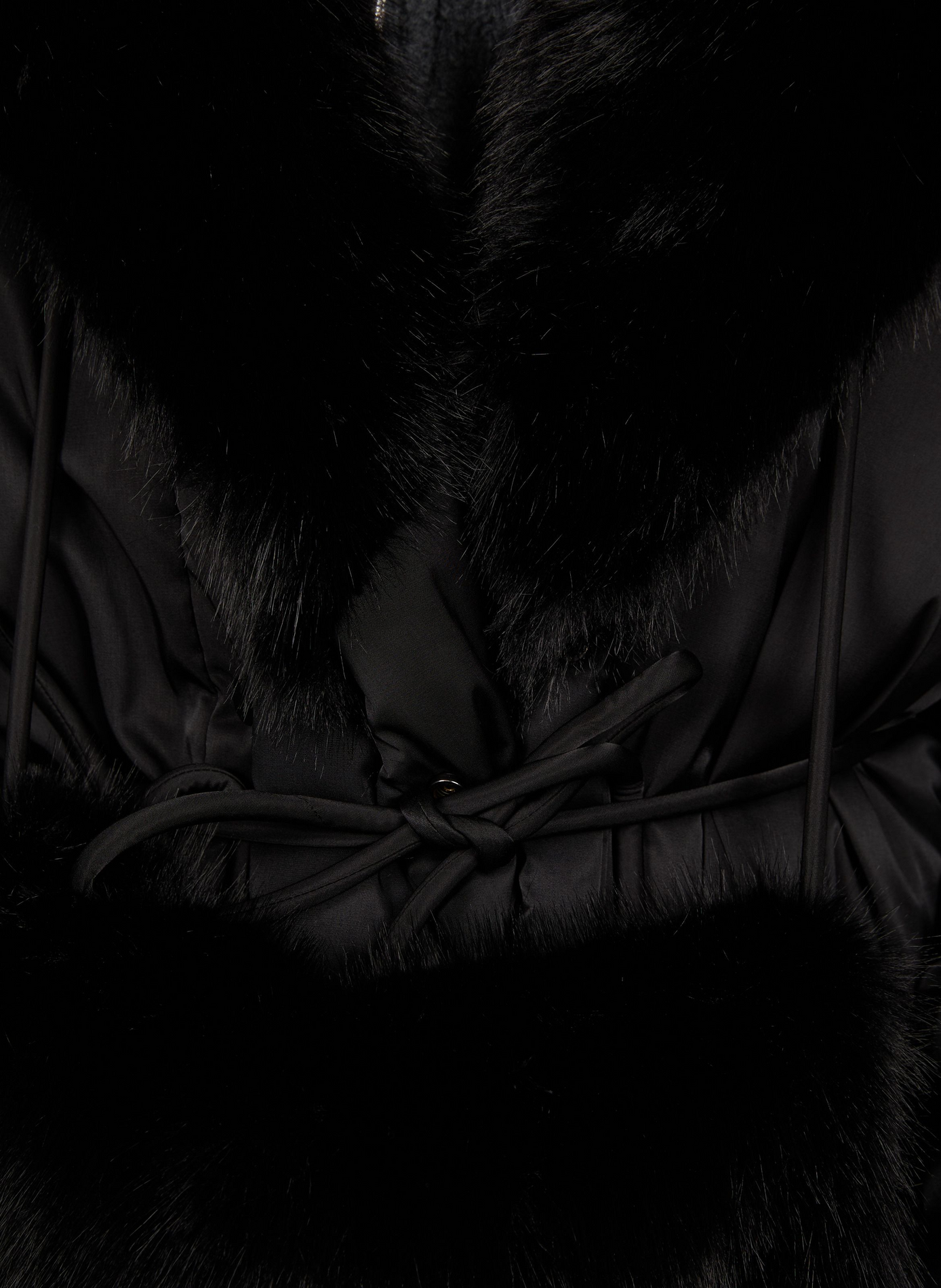 Round-neck fur coat VIKTORIA CHAN Black