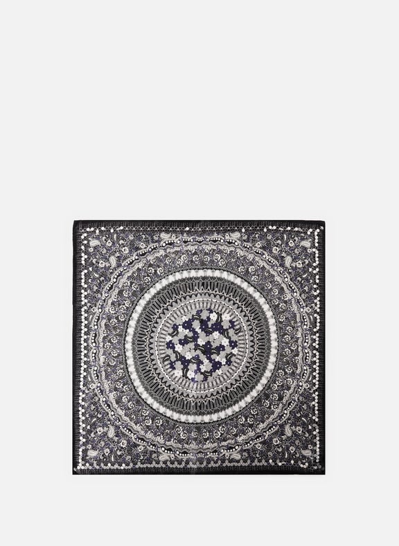 Foulard Bohème en soie Noir by PETRUSSE PETRUSSE Foulard Bohème en soie Noir