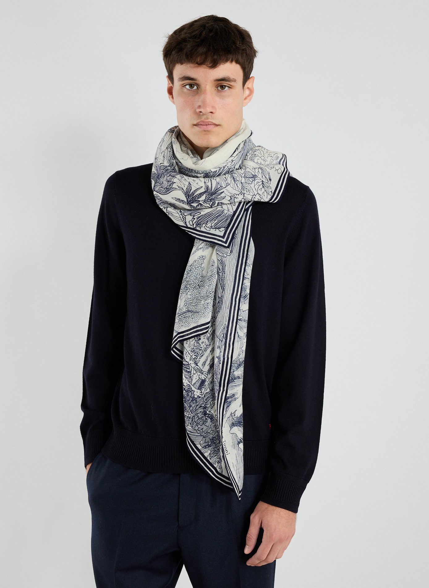 Foulard imprimés fleuris en laine INOUI EDITIONS Blanc