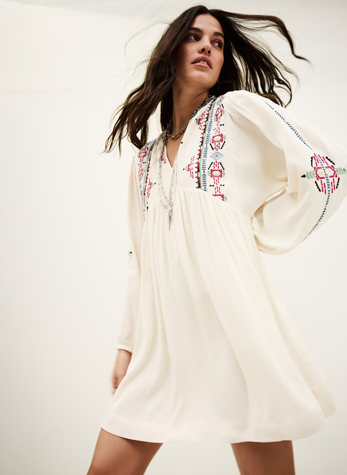 Robe courte ample brodée telma BA&SH Beige