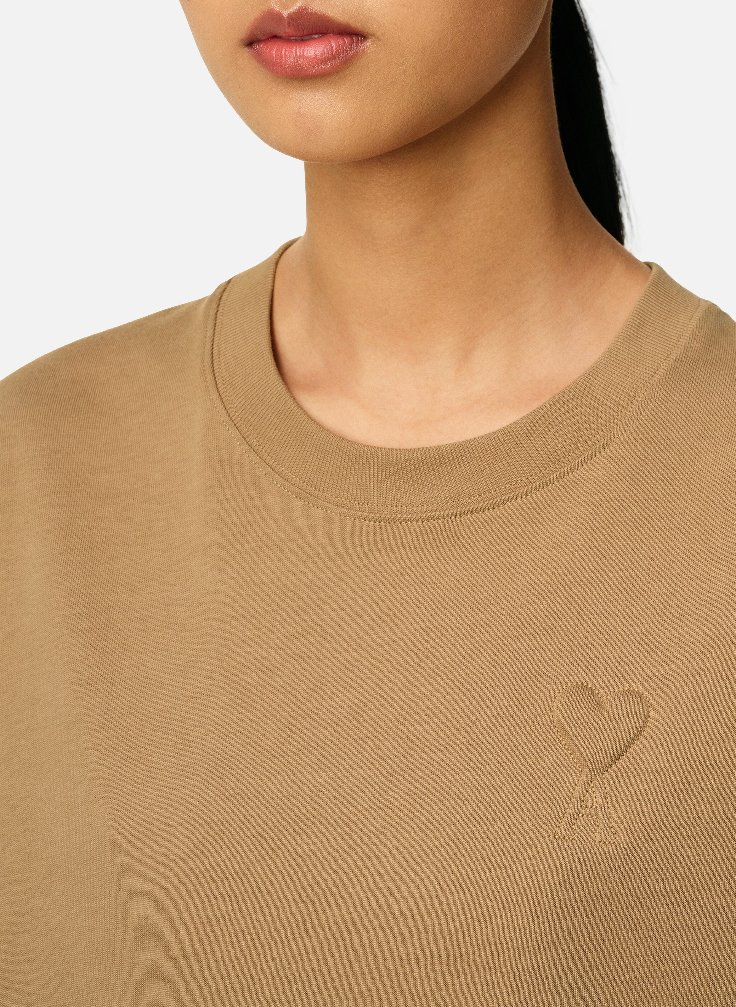 T-shirt ami de coeur embossé unisexe en coton AMI PARIS Marron