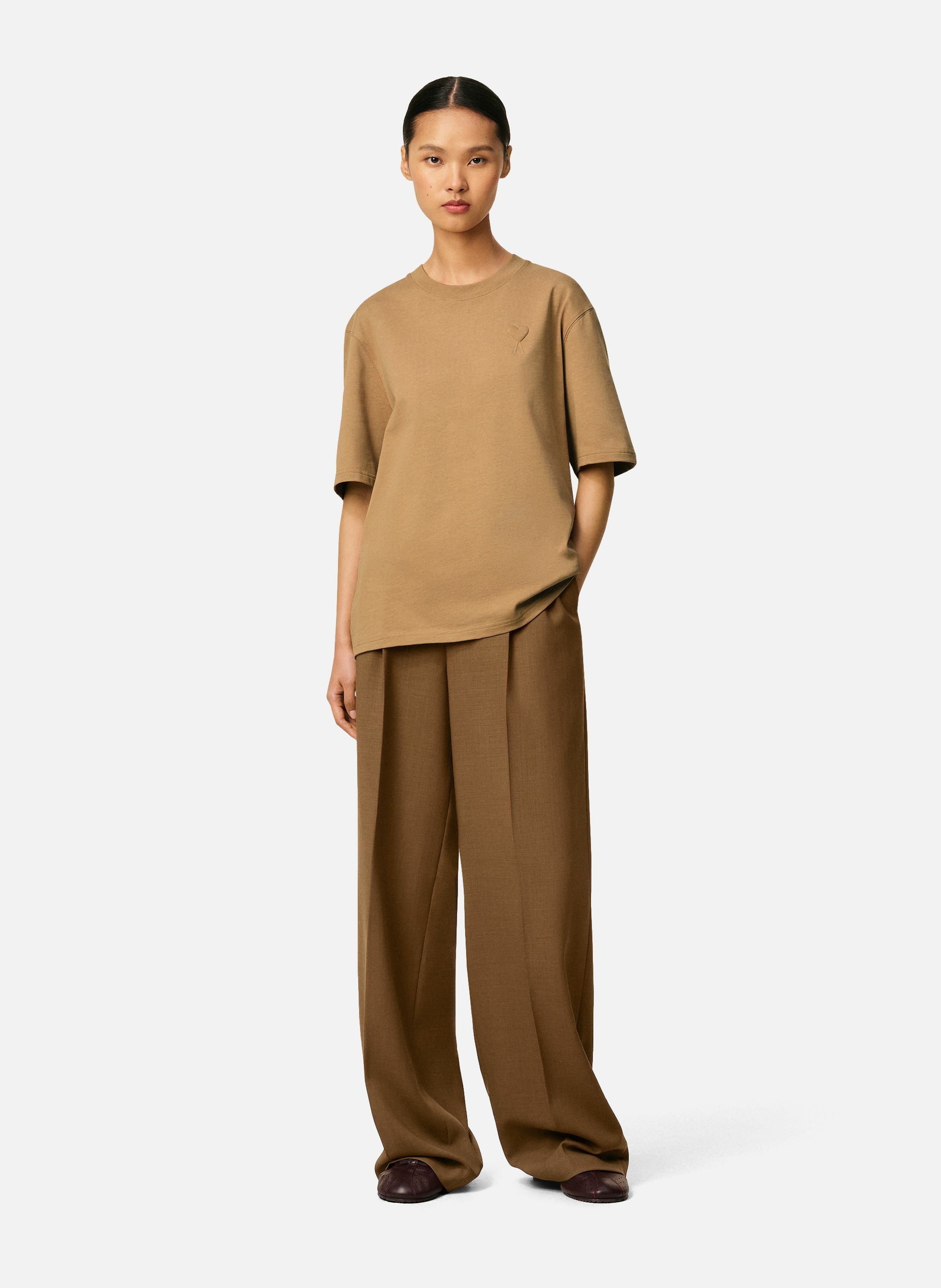 T-shirt ami de coeur embossé unisexe en coton AMI PARIS Marron