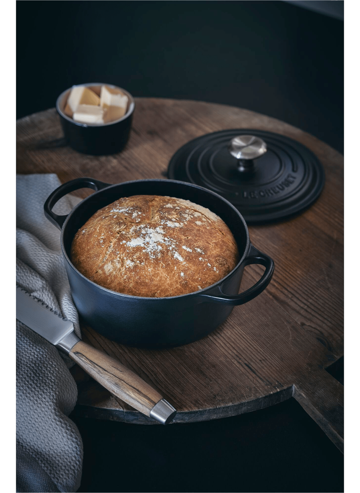 Runde emaillierte Gusseisen-Cocotte LE CREUSET Schwarz