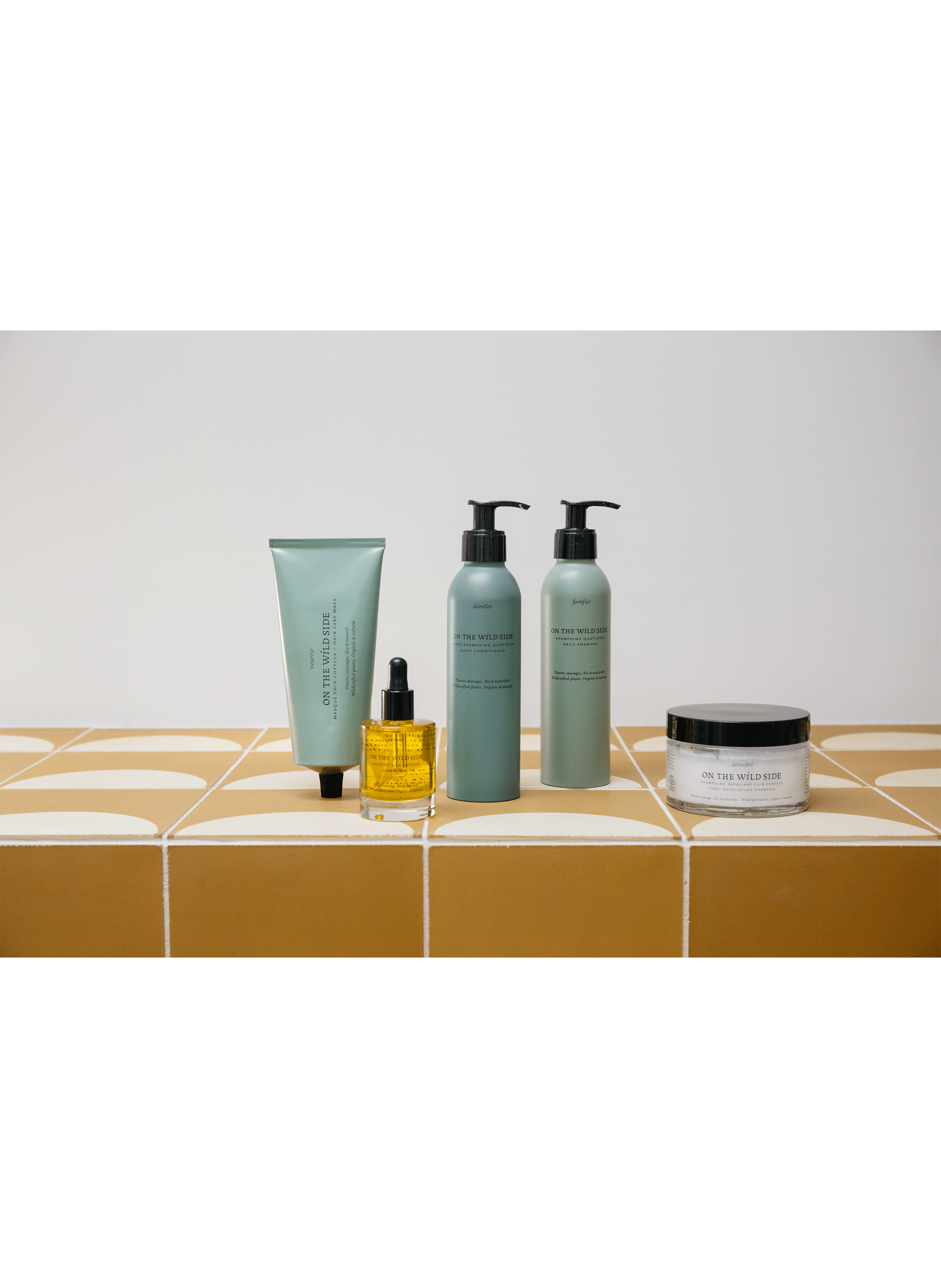 Scalp Exfoliating Shampoo No color