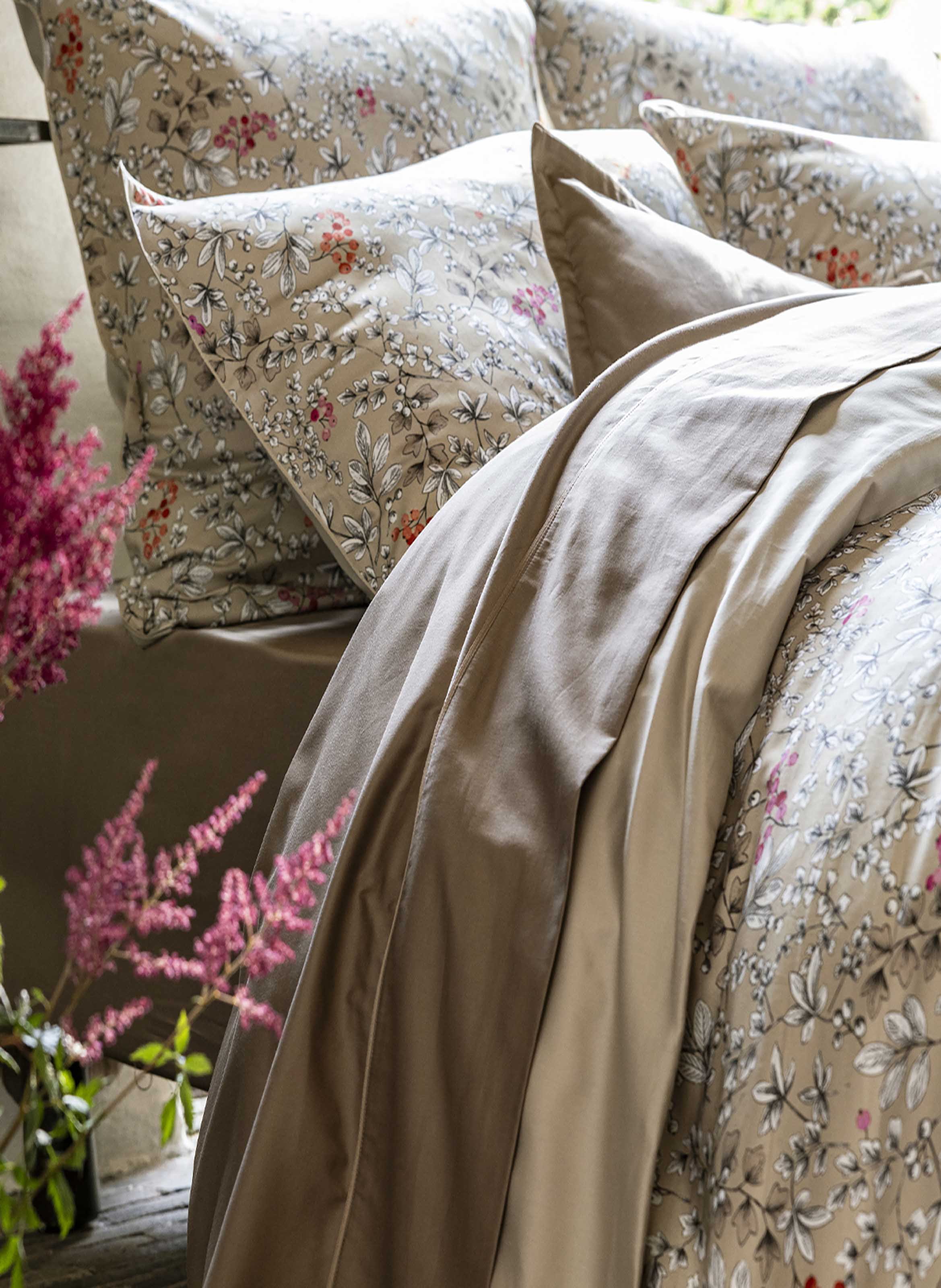 Drap plat imprimé en satin de coton bio, cueillette ALEXANDRE TURPAULT Beige