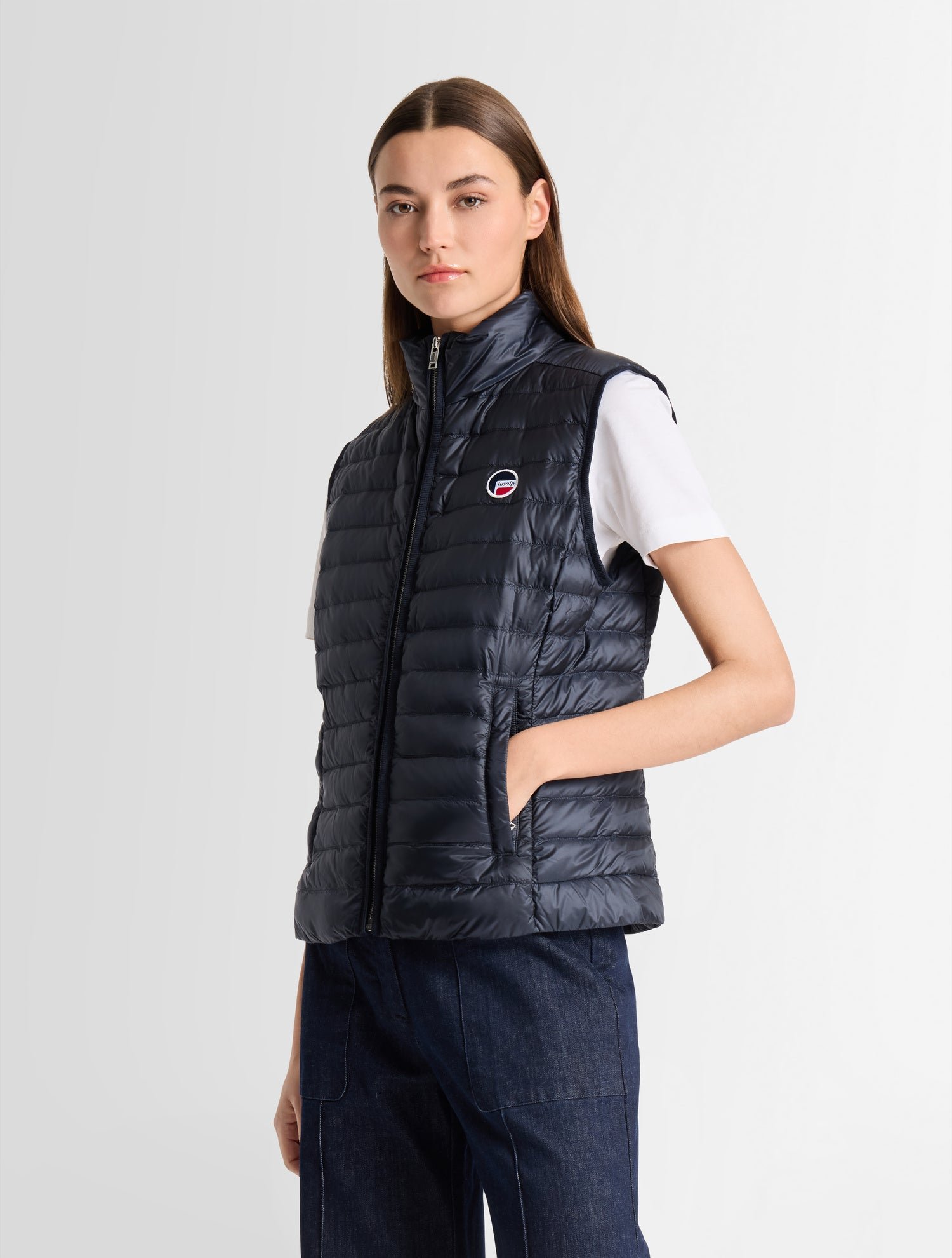 Mouwloos vest met opstaande kraag en regular fit. FUSALP Blauw