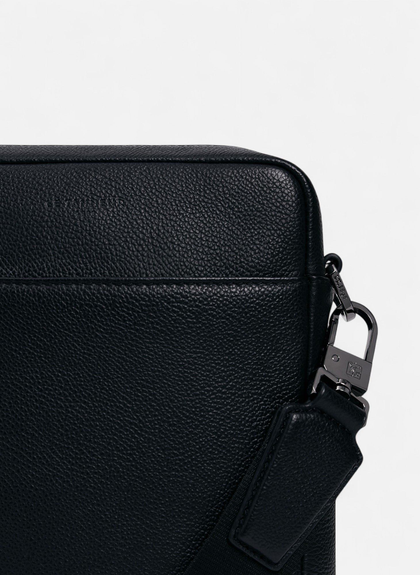 Petite sacoche zippée marceau en cuir grainé LE TANNEUR Noir