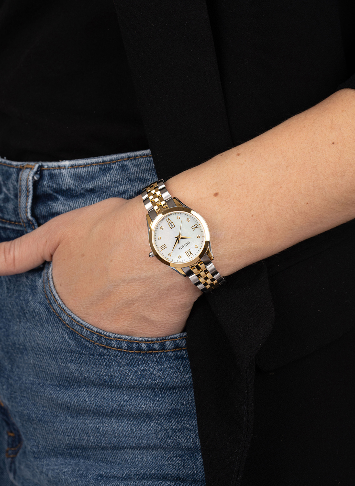 Montre quartz Classic R en acier inoxydable BALMAIN WATCHES Doré