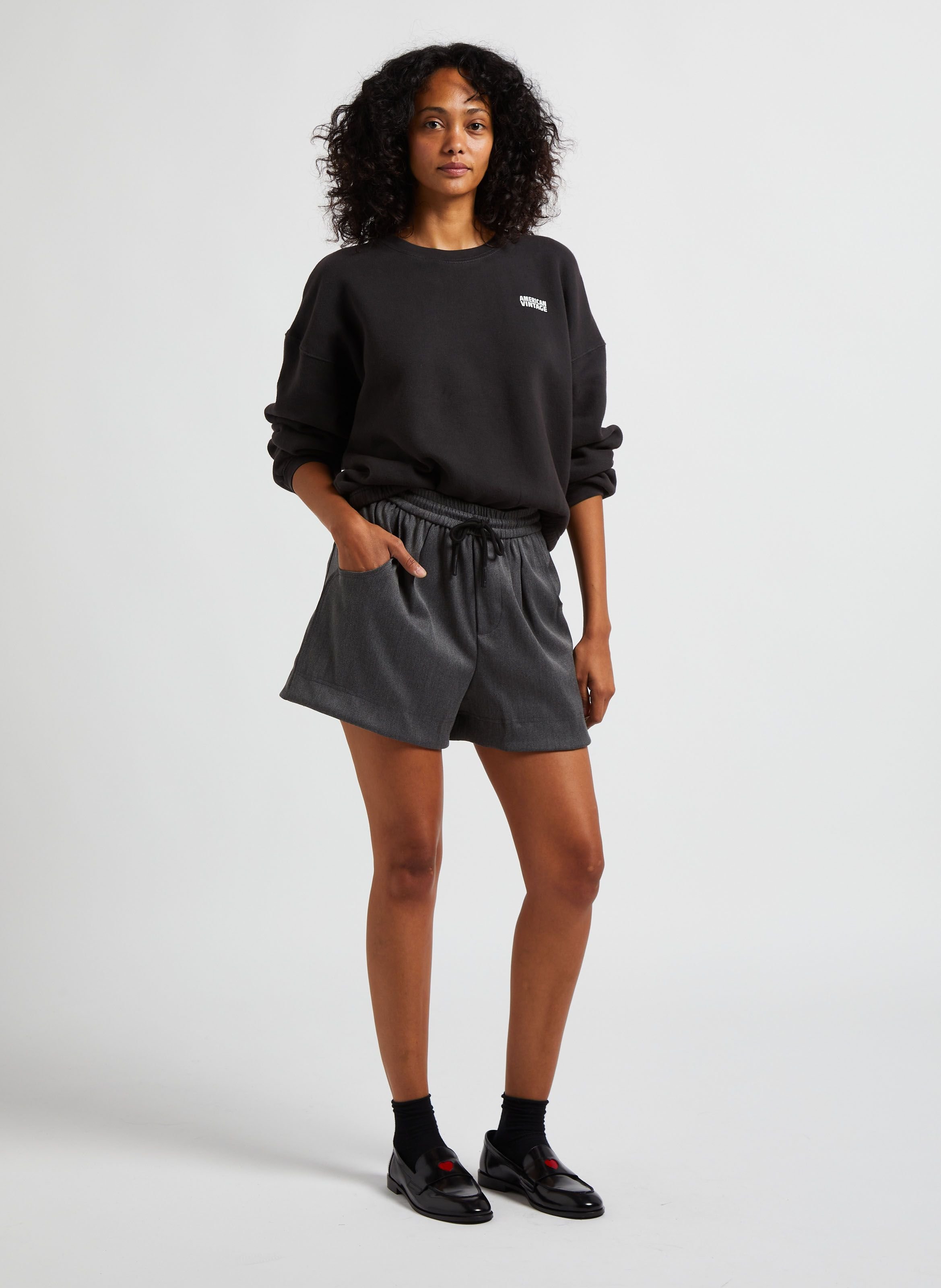 Sweat court col rond en coton mélangé izubird AMERICAN VINTAGE Noir