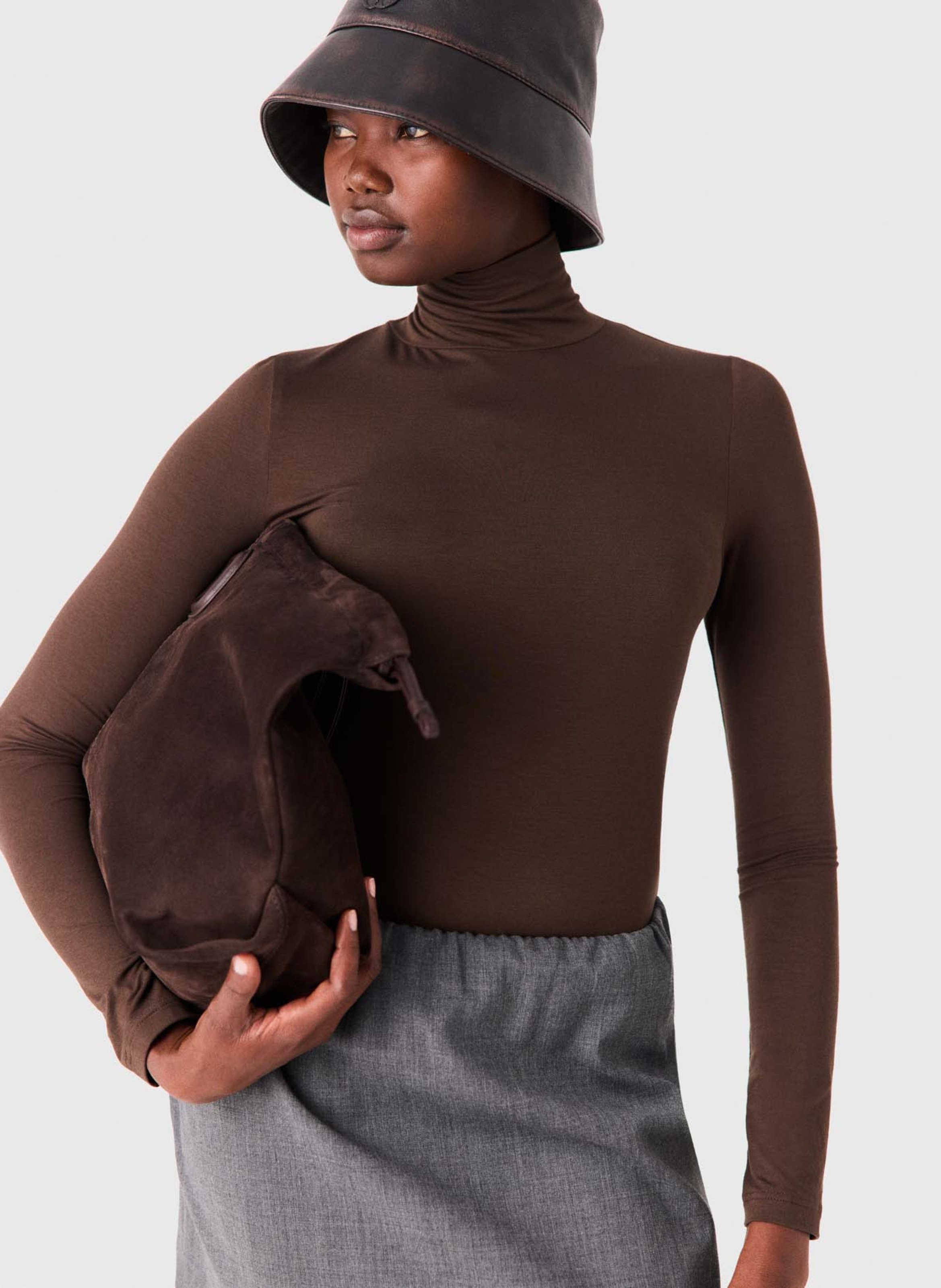 Tee-shirt col roulé moulant MAJE Marron