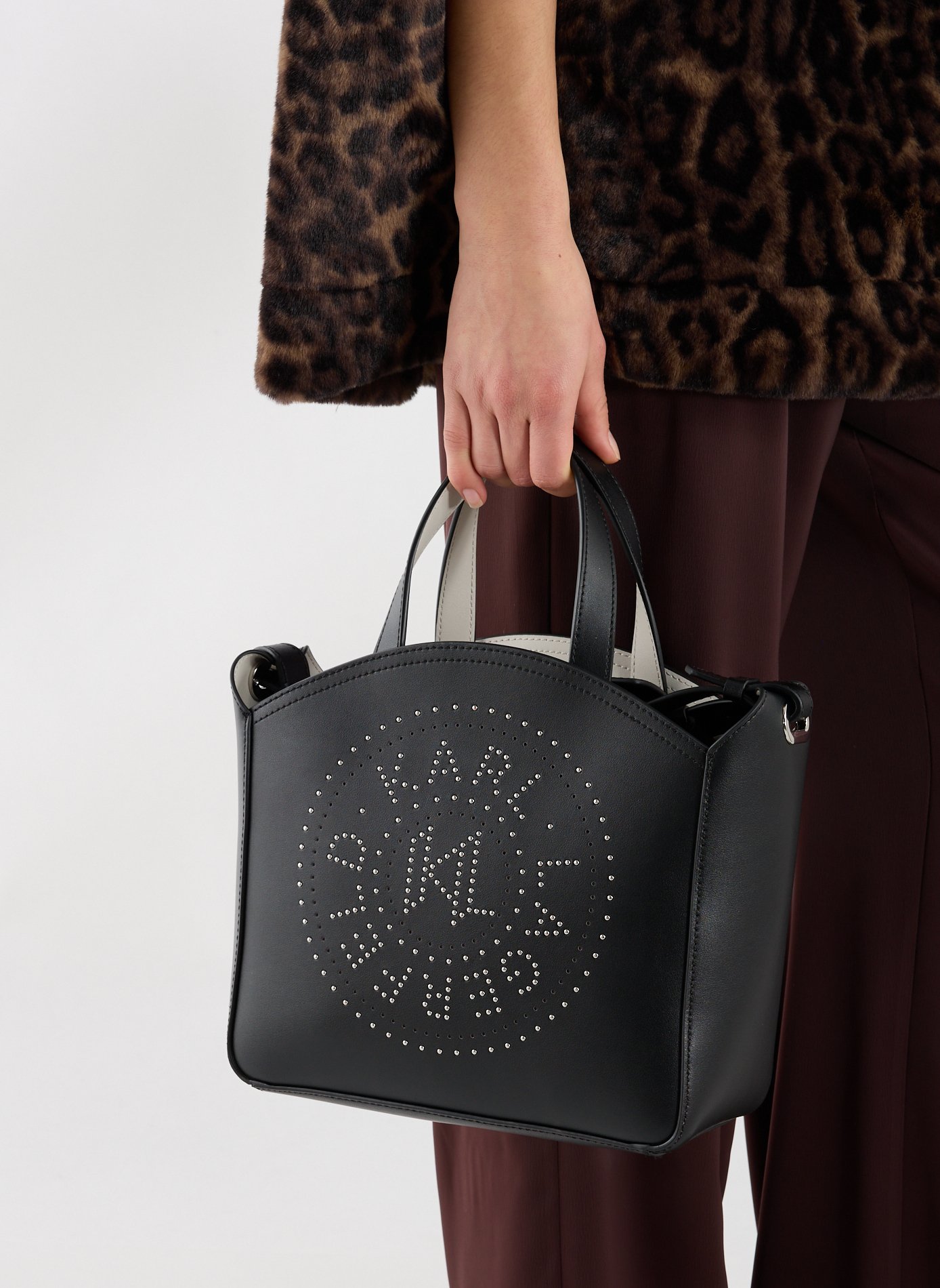 Sac à main en cuir  KARL LAGERFELD Noir