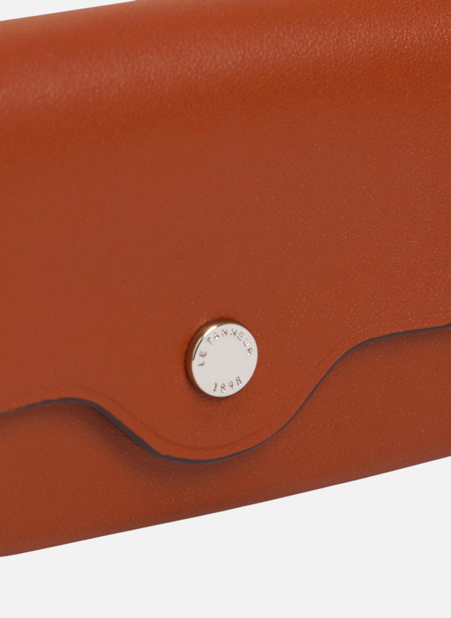 Porte monnaie sans couture en cuir lisse LE TANNEUR Marron