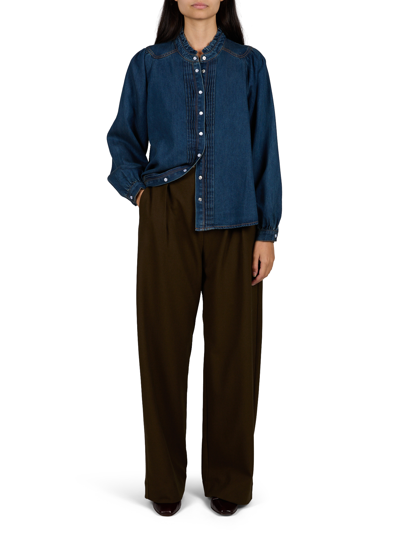 Gerade geschnittene Bluse mit Rundhalsausschnitt aus Denim. SUNCOO Blau