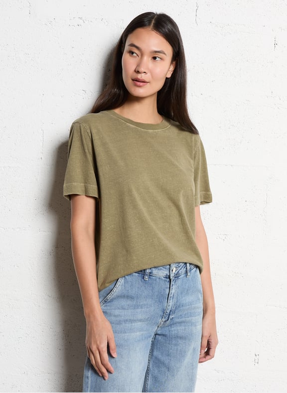 Tee-shirt droit col rond uni marcel/le Vert by MAISON 123 MAISON 123 Tee-shirt droit col rond uni marcel/le Vert