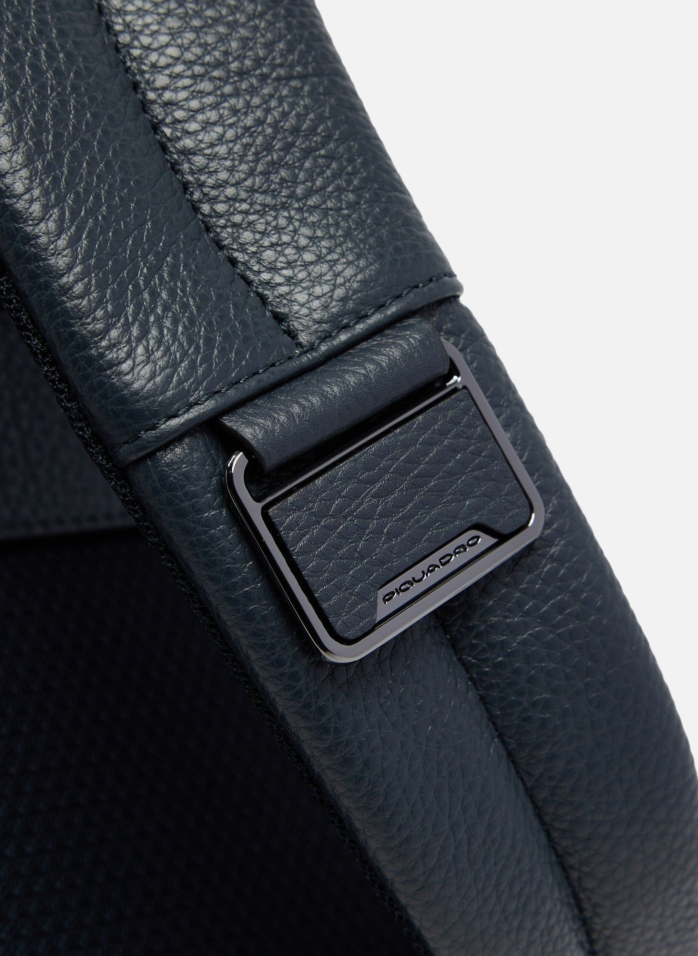 Slanke rugzak voor 14" laptop PIQUADRO Blauw