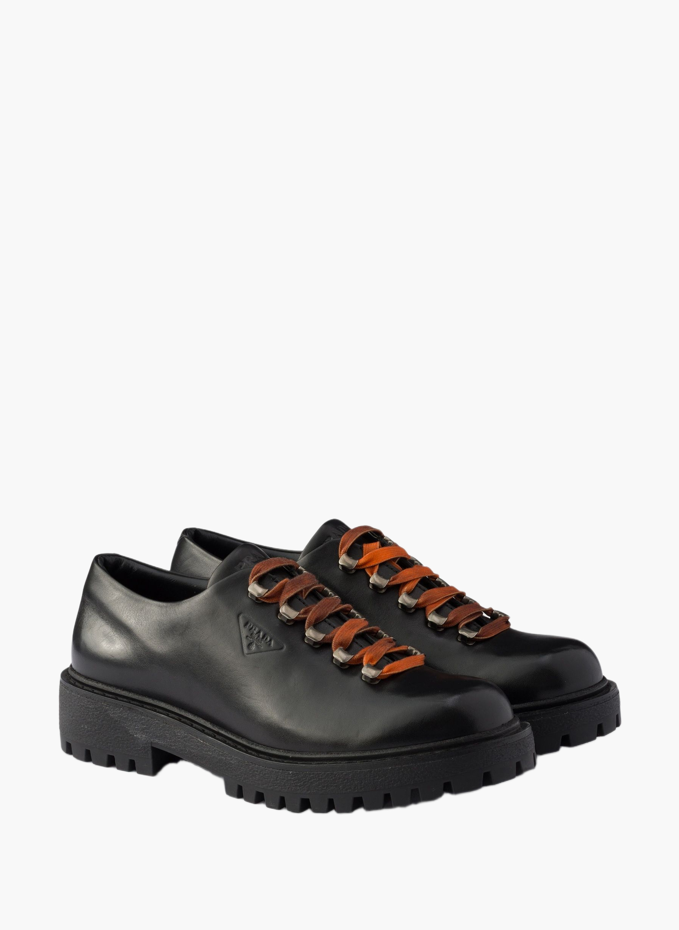 Chaussures à lacets en cuir vieilli PRADA Noir