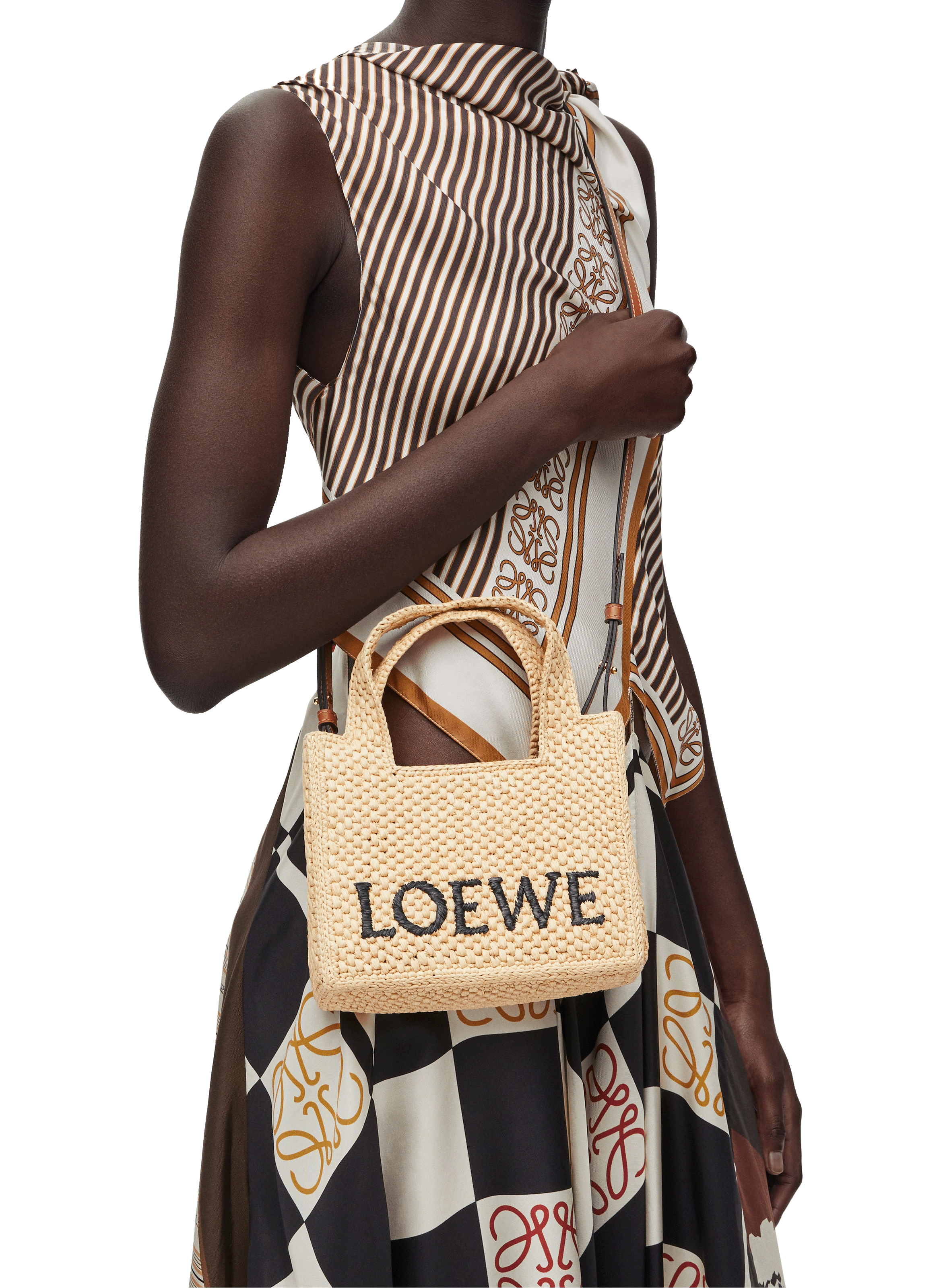 Mini LOEWE Font Tote in raffia LOEWE Beige