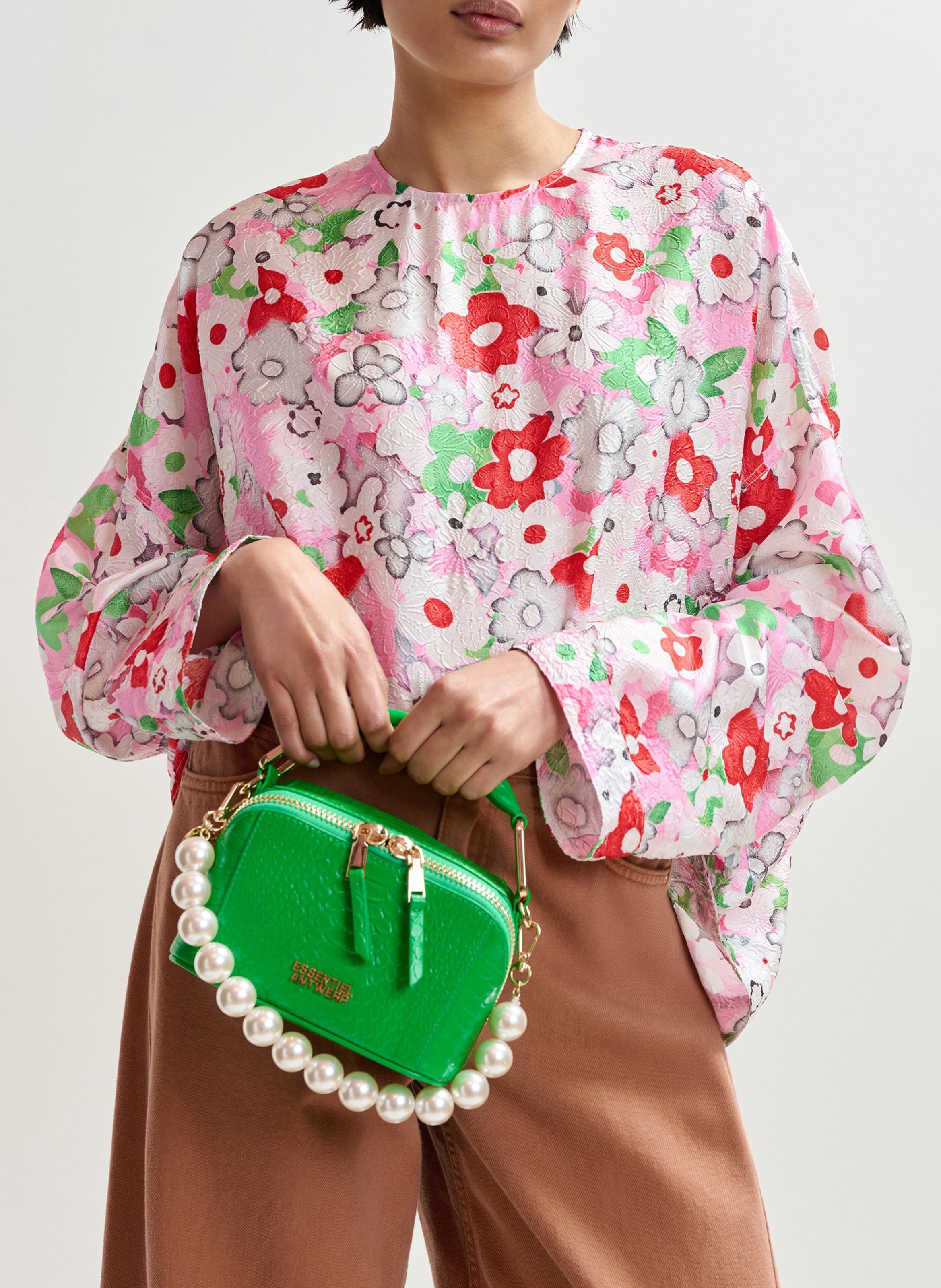 Sac bandoulière en cuir embossé croco jussi ESSENTIEL ANTWERP Vert