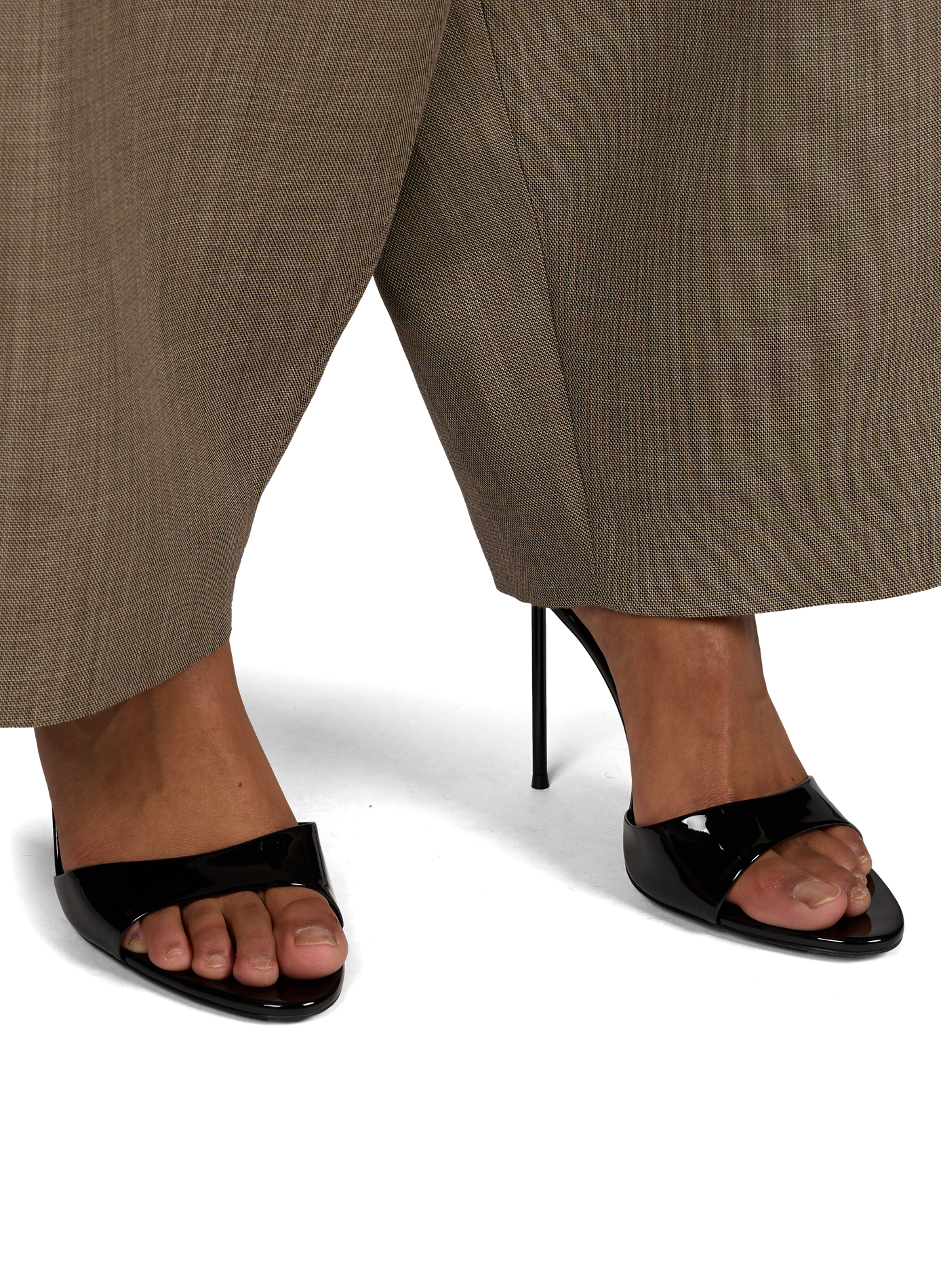 Mules en cuir de veau verni PARIS TEXAS Noir