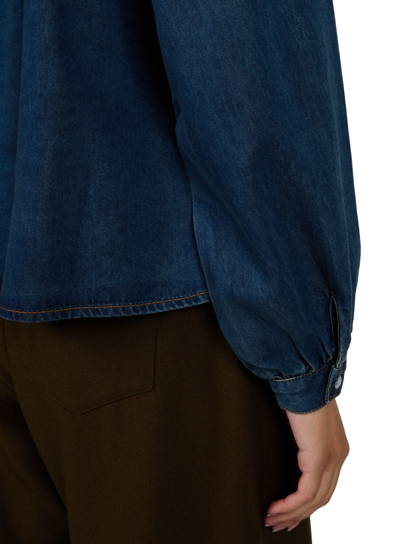 Gerade geschnittene Bluse mit Rundhalsausschnitt aus Denim. SUNCOO Blau
