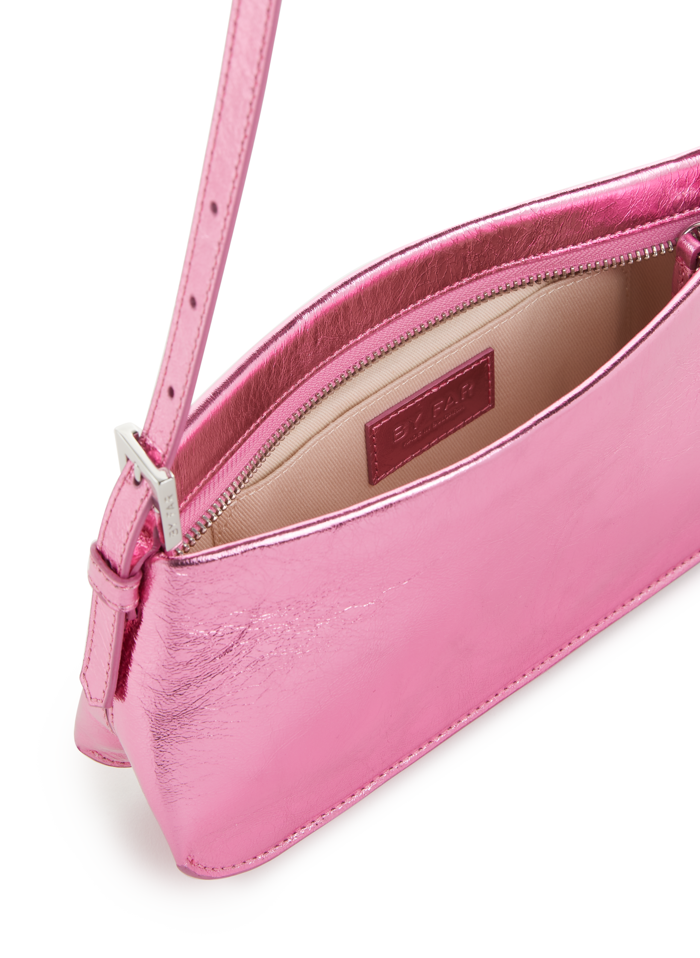 Sac porté épaule Dulce en cuir métallisé BY FAR Rose