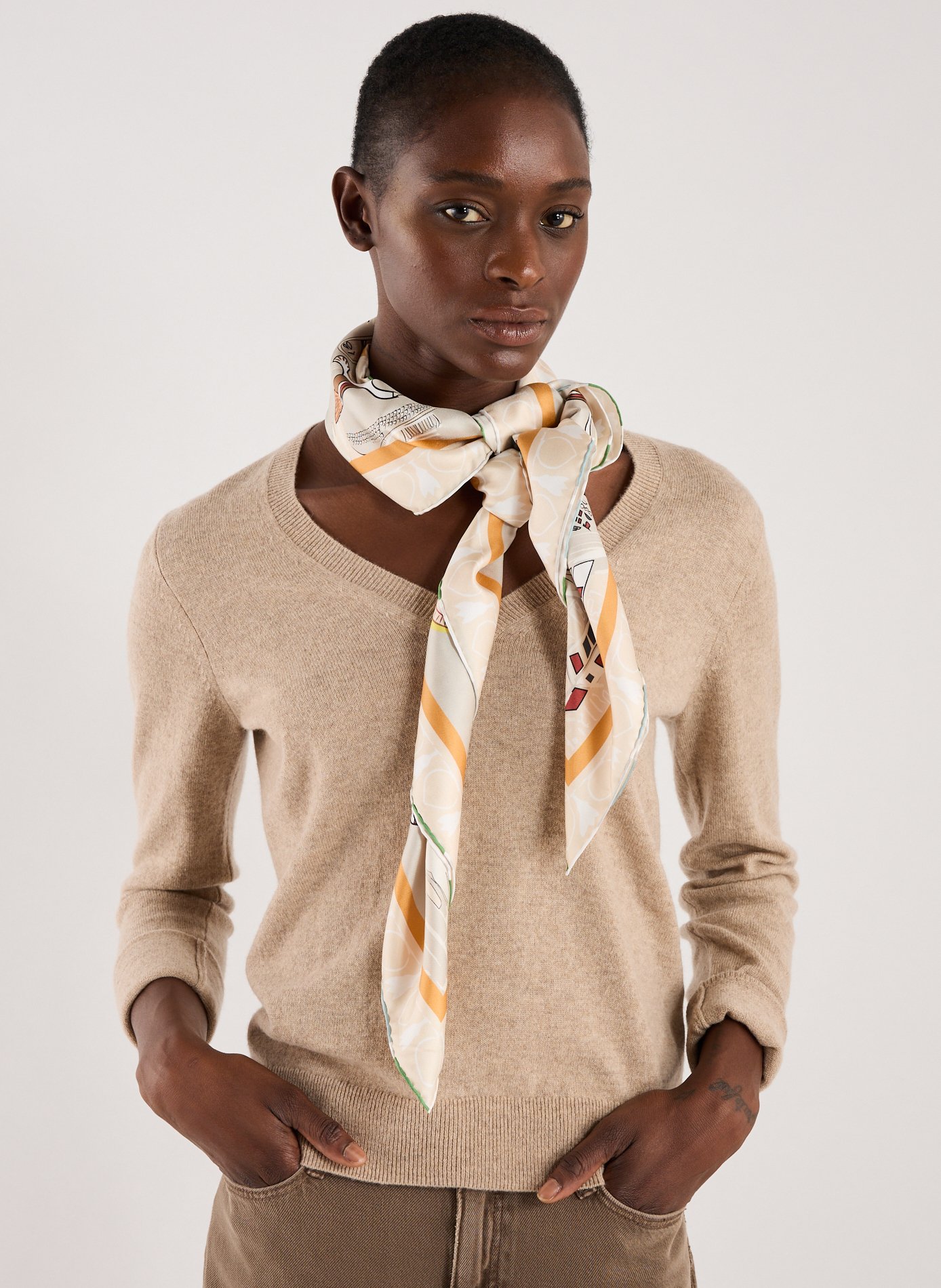 Foulard Louvre sur le Nil  PETRUSSE Beige