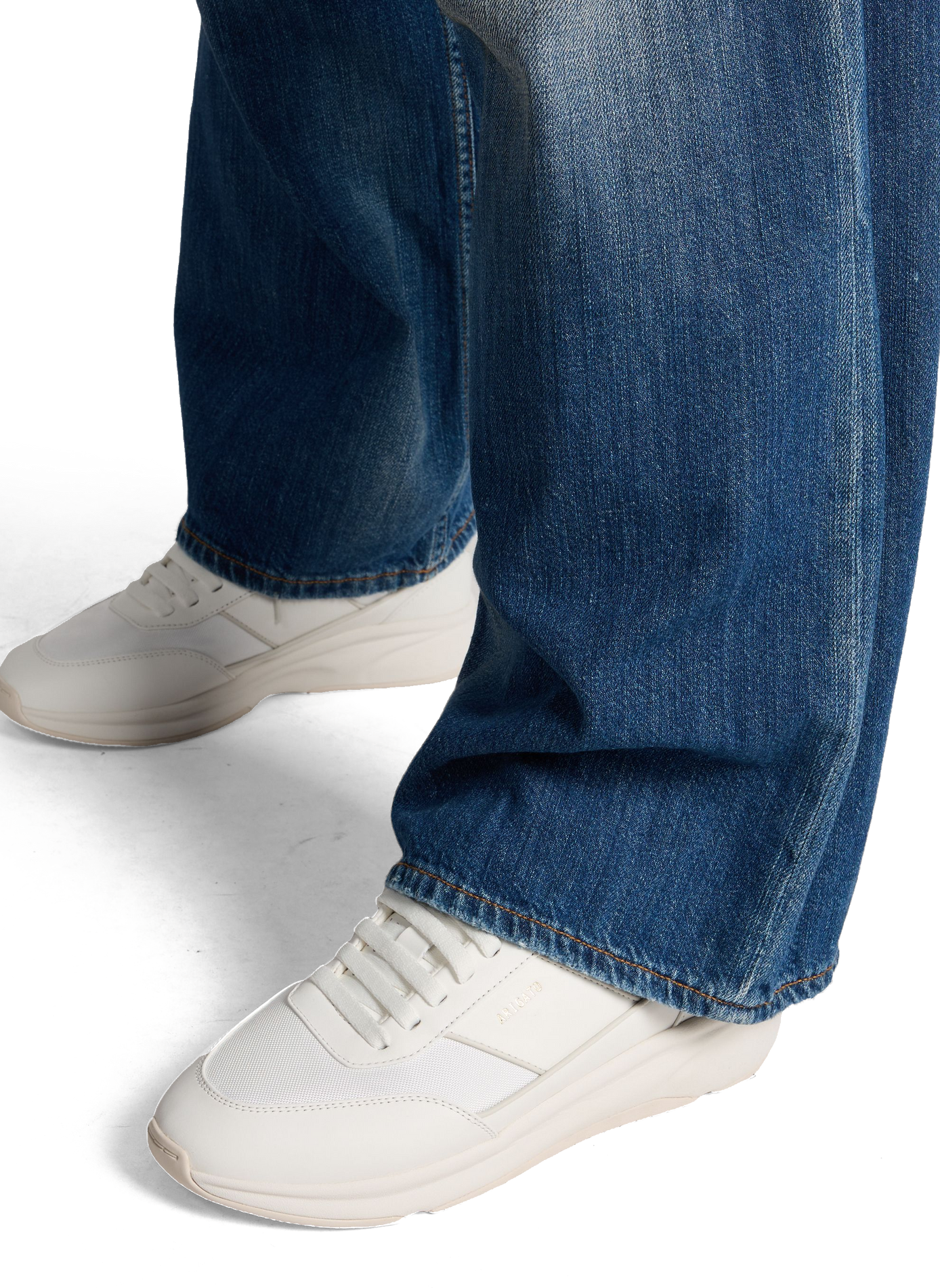 Genesis Sneakers AXEL ARIGATO White