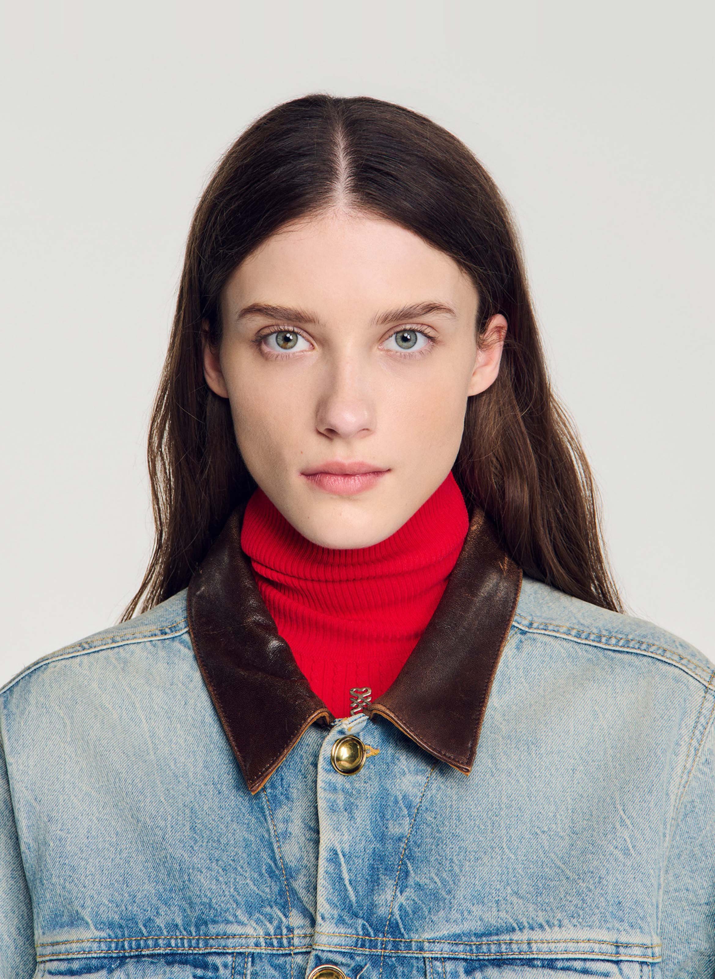 Veste droite en jean à col en cuir SANDRO Bleu