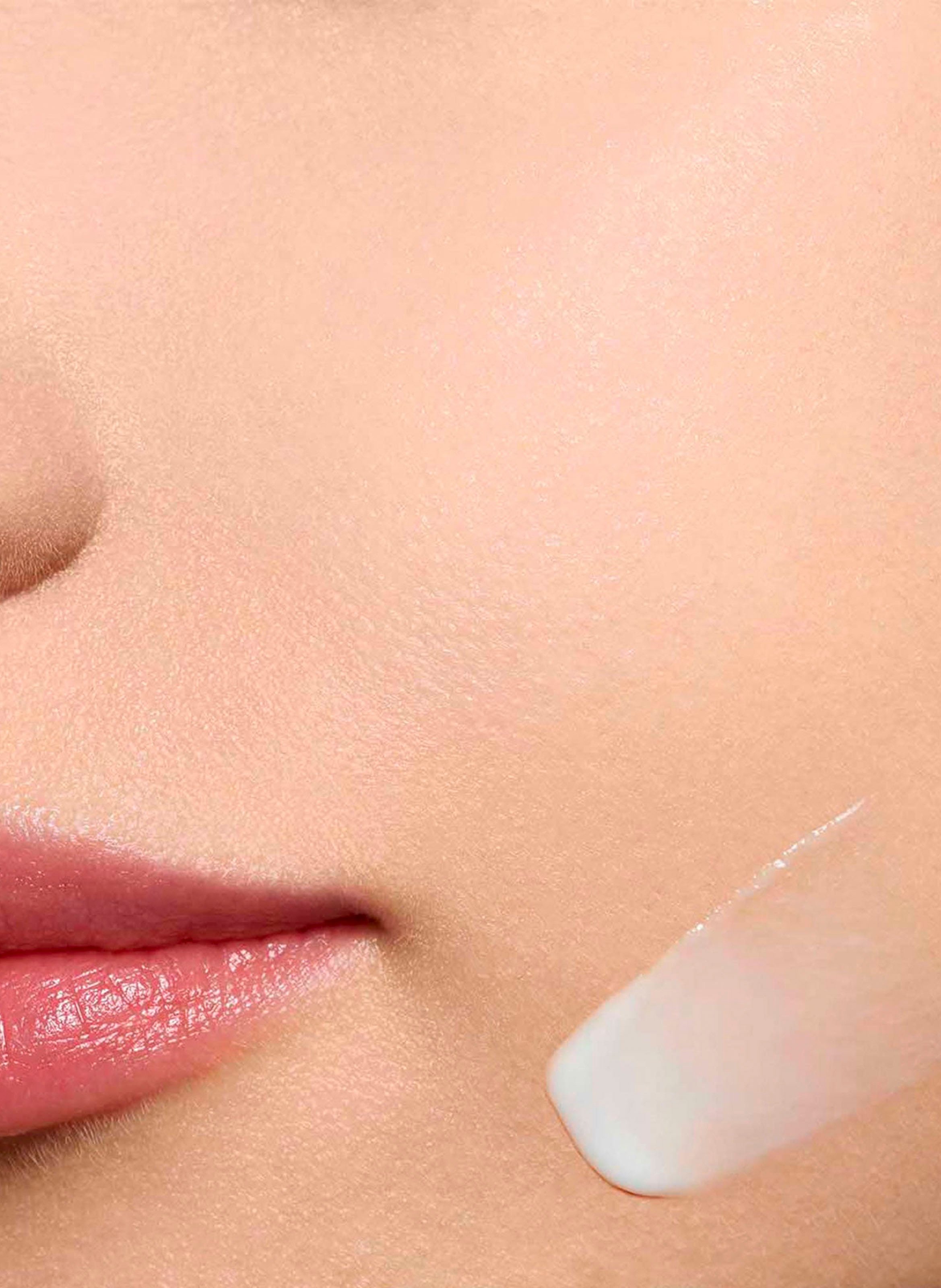 Sérum remodelant contours parfaits CLARINS No color