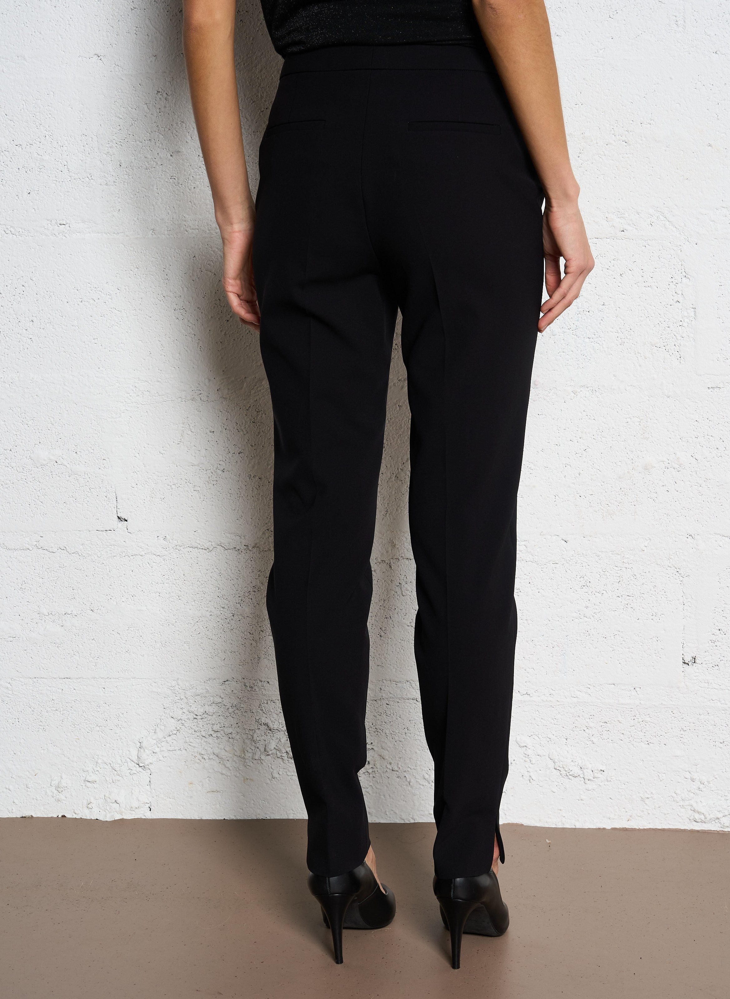 Pantalon slim en crêpe MAISON 123 Noir