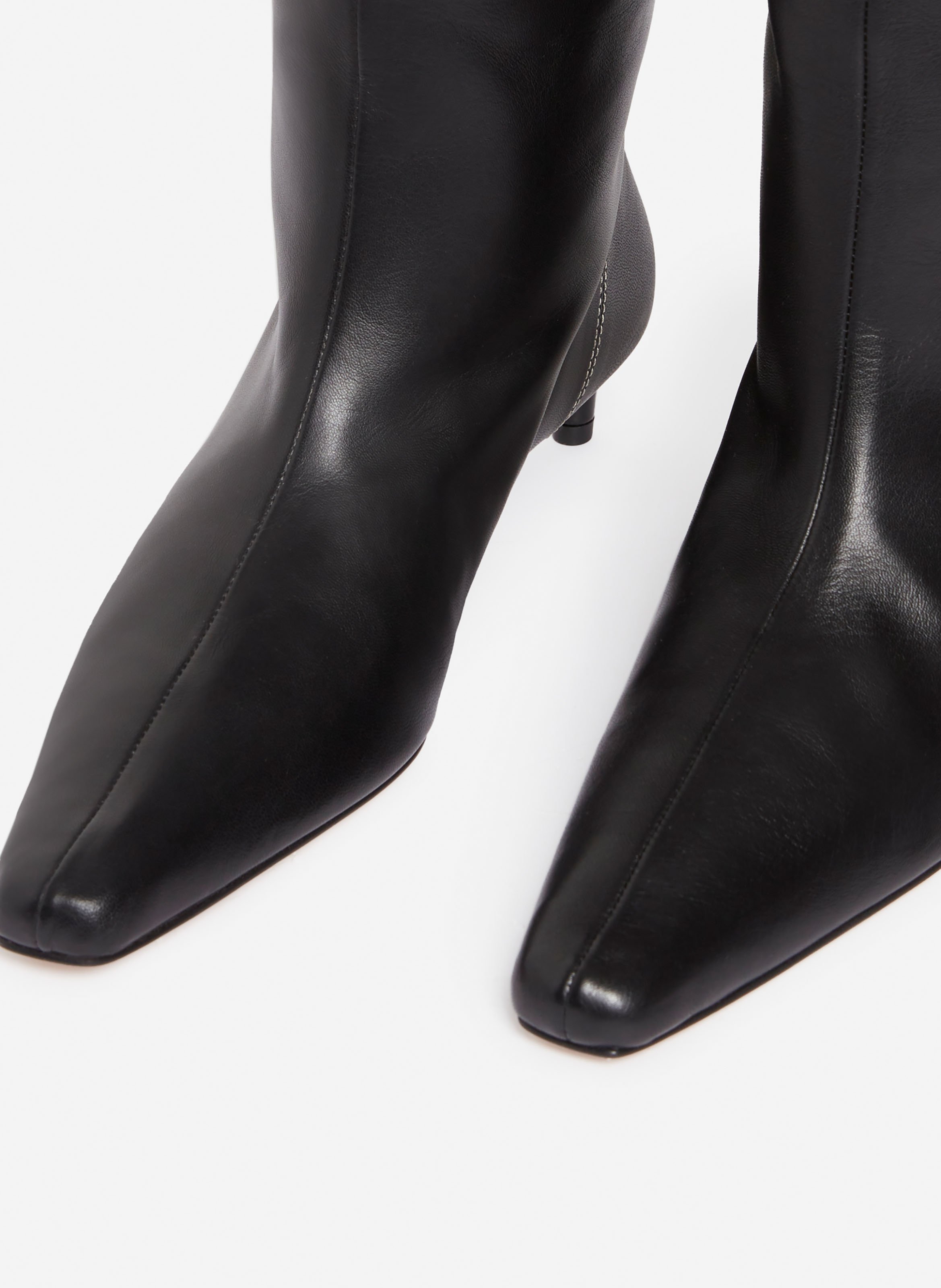 Bottes hautes cuir noir daily VANESSA BRUNO Noir