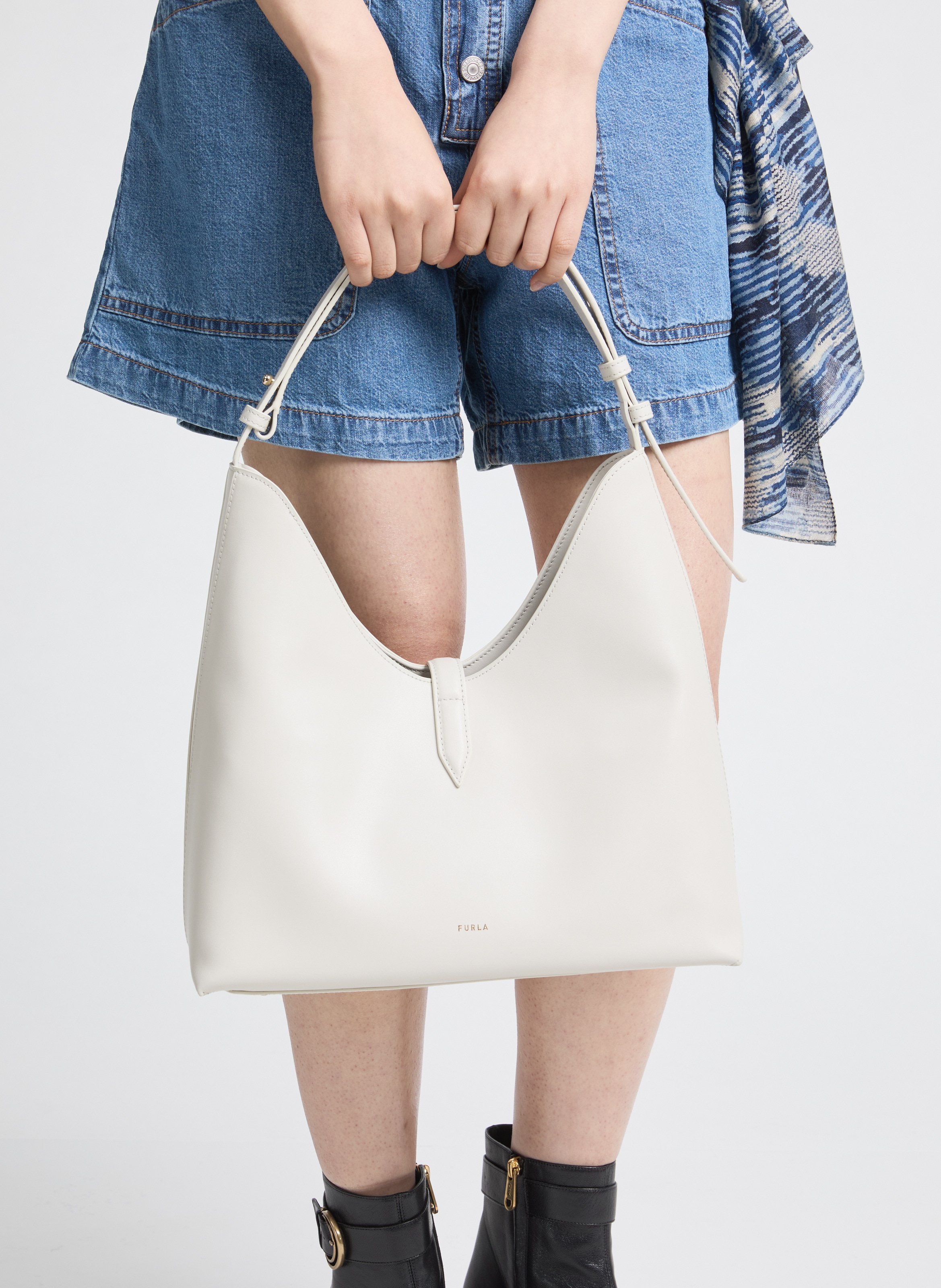 Handbag Goccia M FURLA White