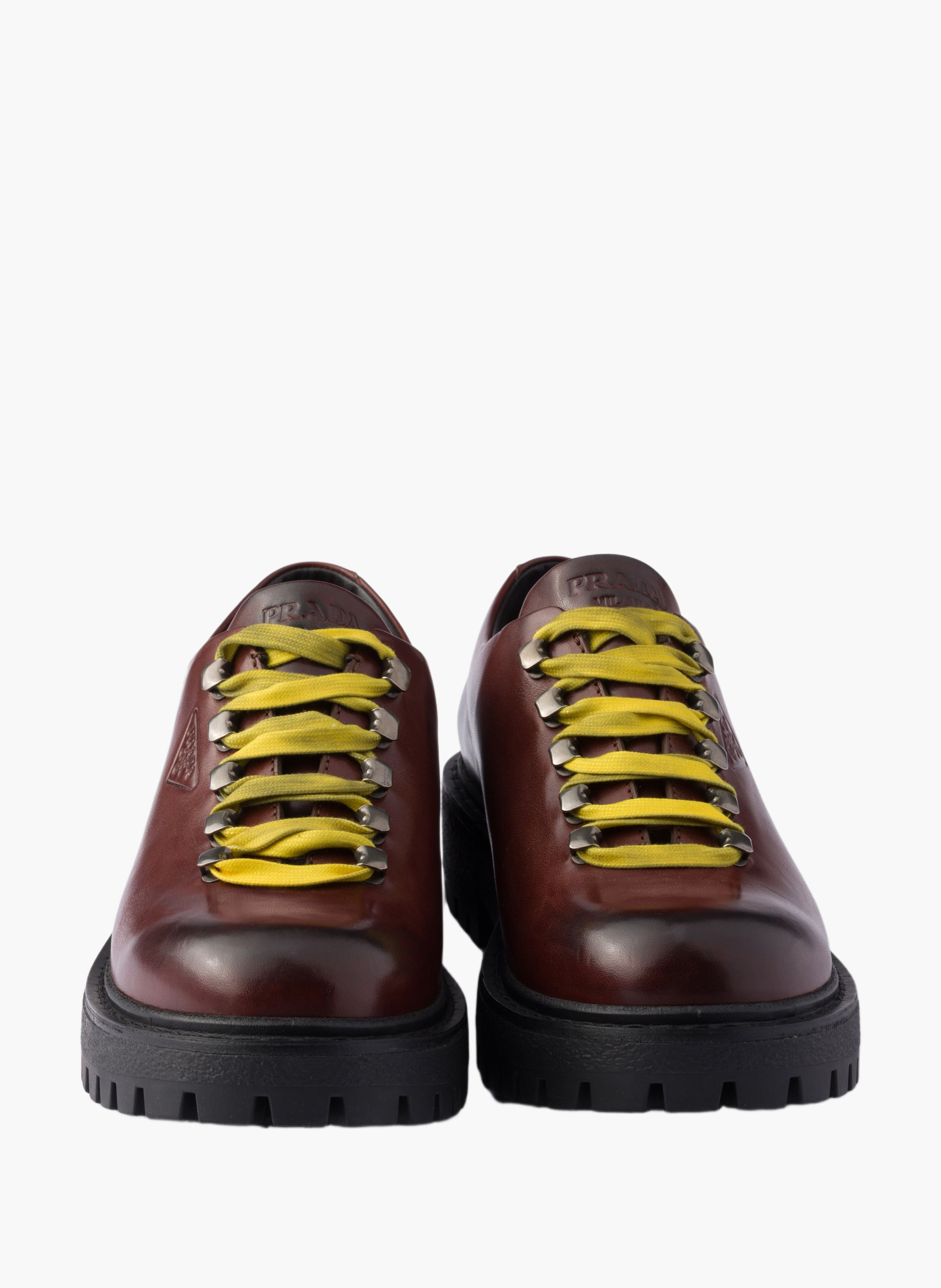 Chaussures à lacets en cuir vieilli PRADA Marron
