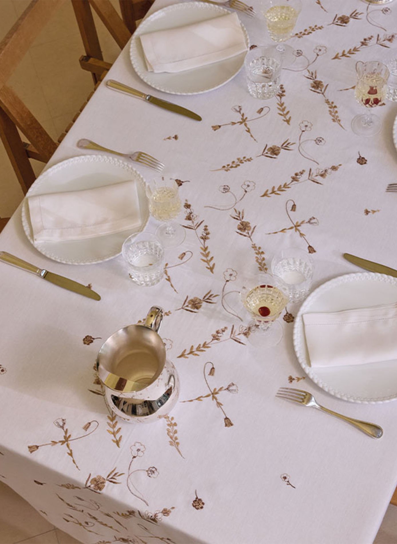 Nappe brodée en lin, 170 gr/m², valse de lin ALEXANDRE TURPAULT Blanc
