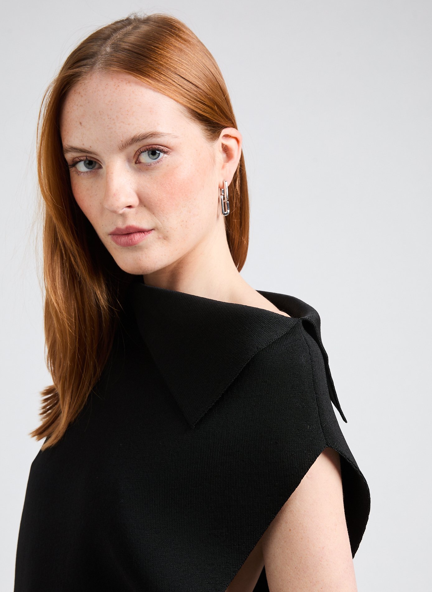 La mini robe trapèze JACQUEMUS Noir