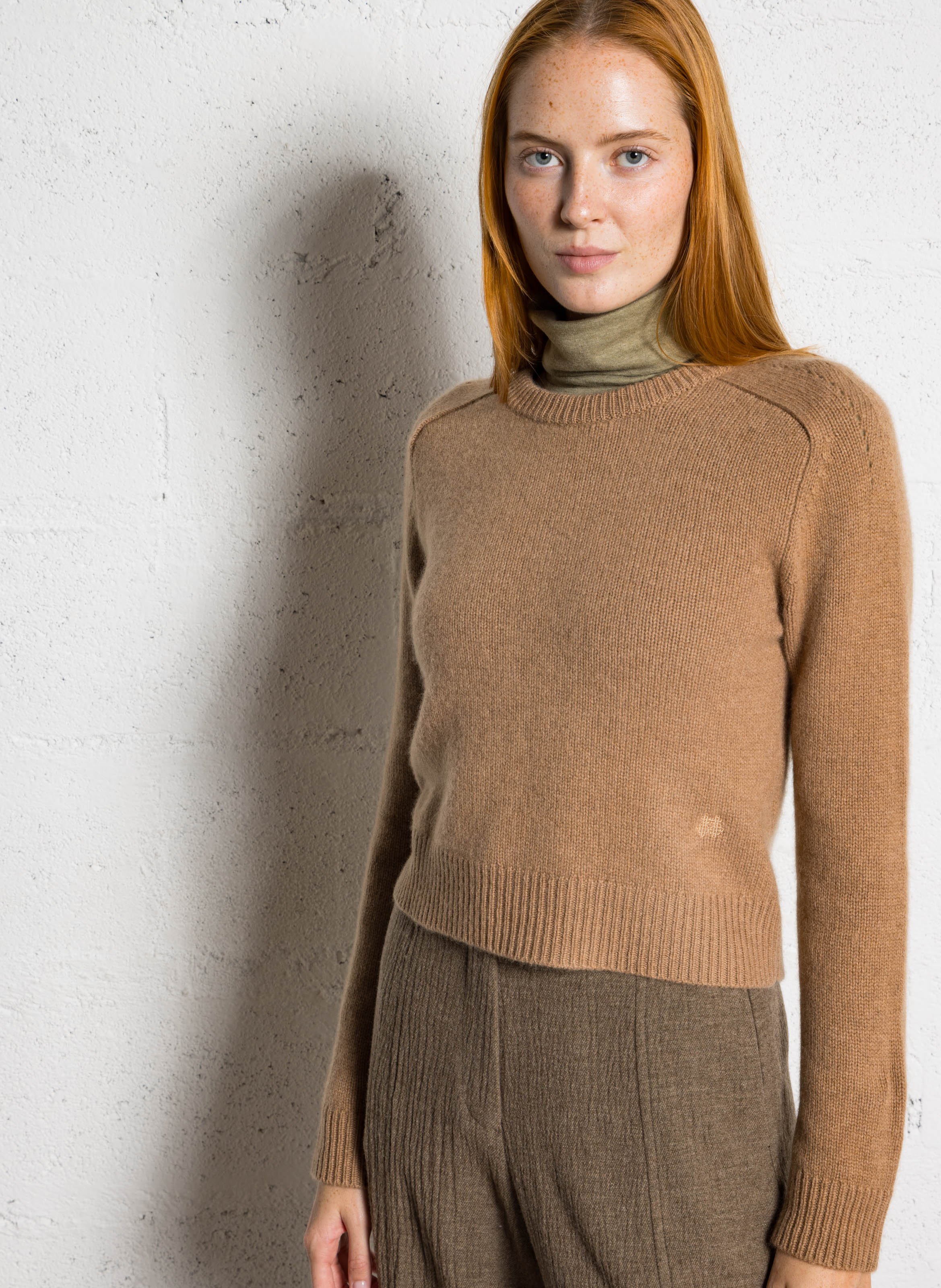 Pull droit col rond en cachemire caroline KUJTEN Marron