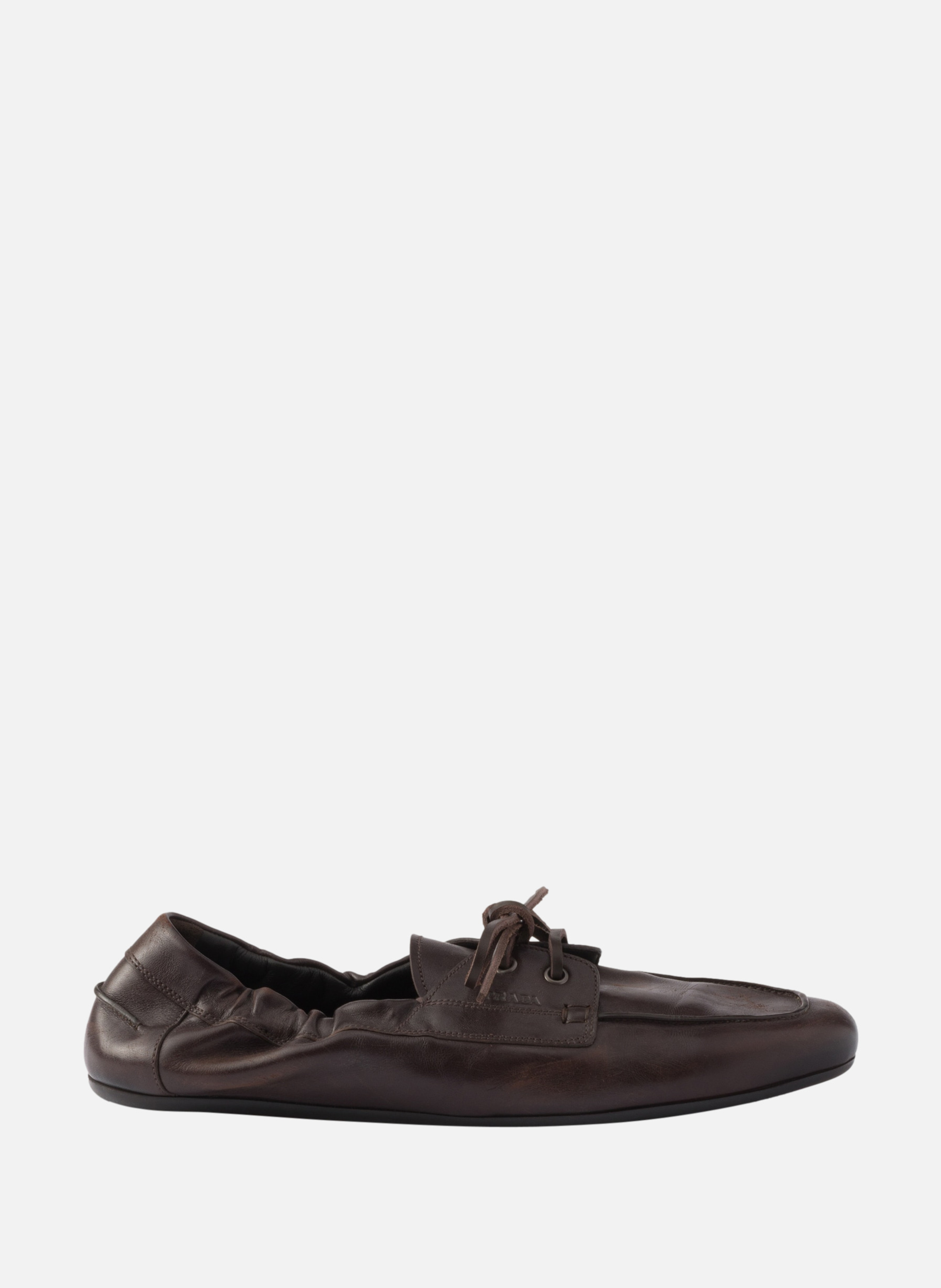 Chaussures à lacets en cuir vieilli shuffle PRADA Marron