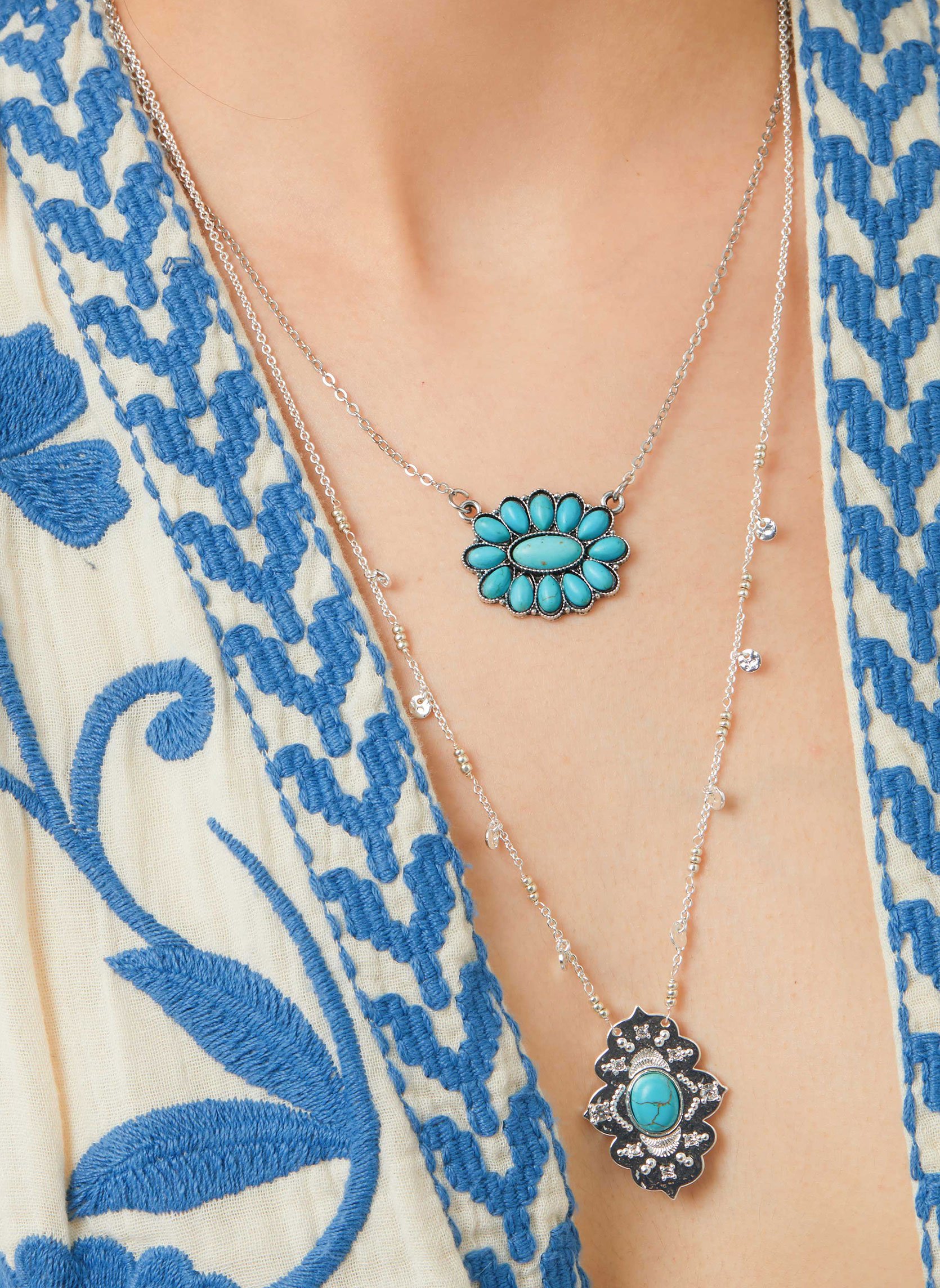 Collier chaîne avec cabochon central sertie de pierres leika HIPANEMA Argent