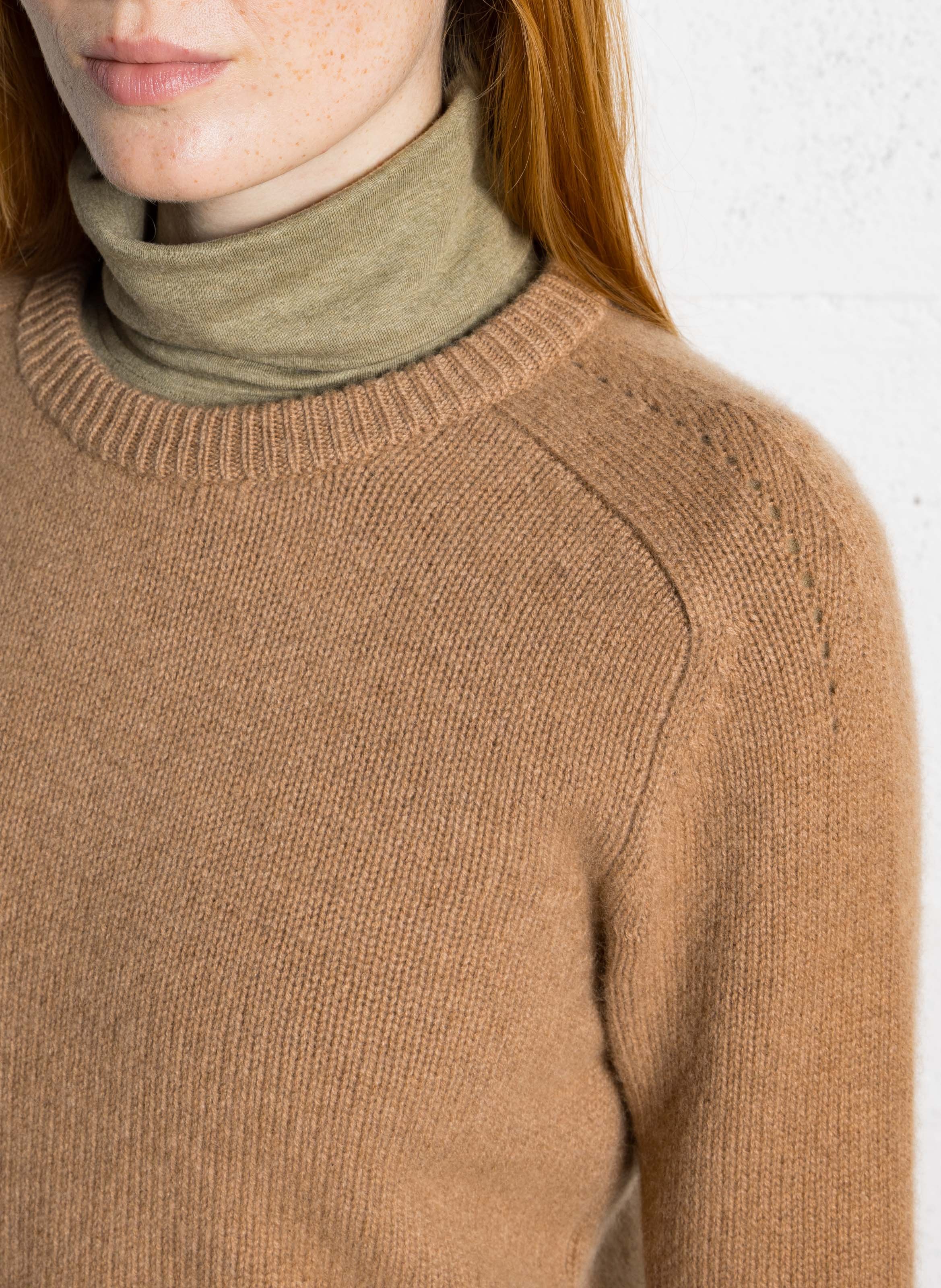 Pull droit col rond en cachemire caroline KUJTEN Marron