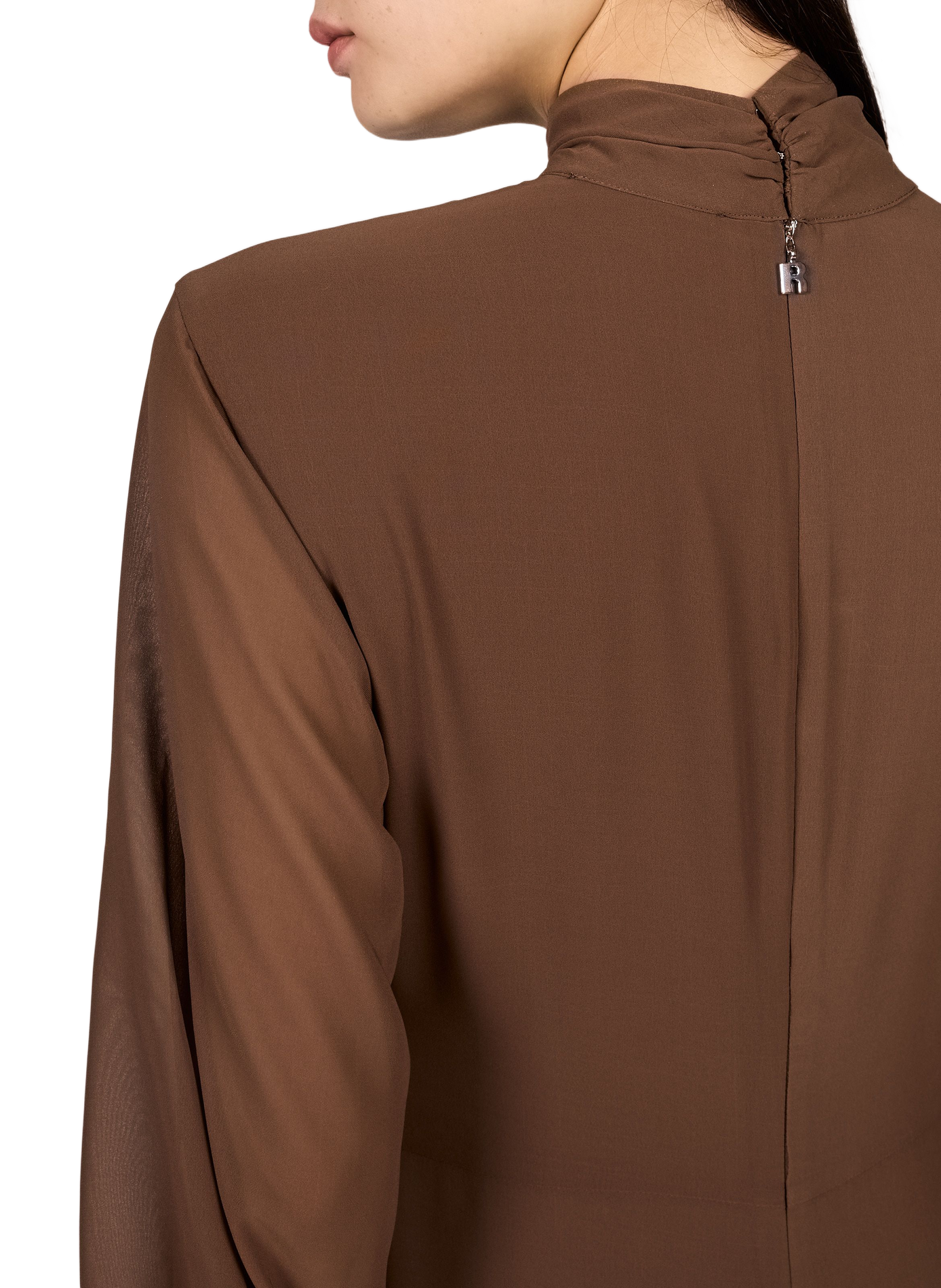 Langes Kleid mit Volants und Stehkragen ROTATE Braun