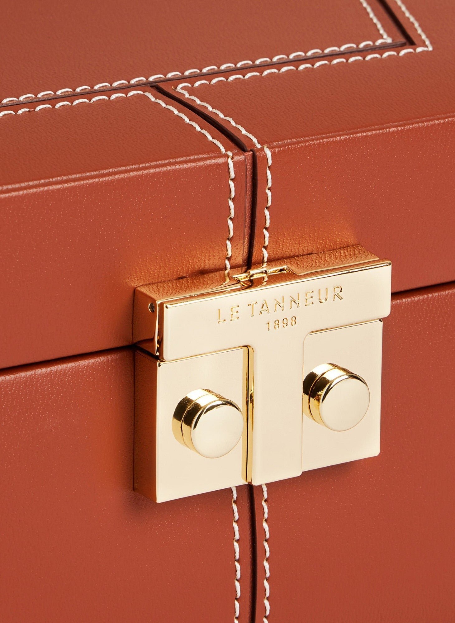 Petite boîte à bijoux fermoir t en cuir LE TANNEUR Marron