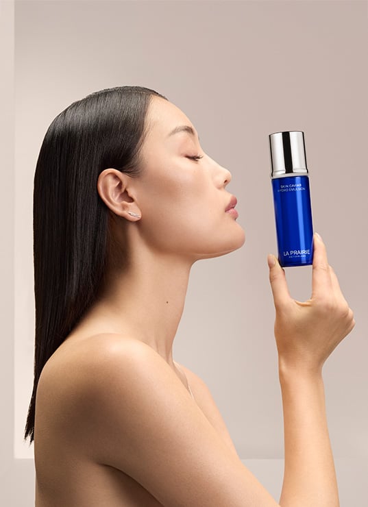 Sublimez votre été avec l’innovation La Prairie la prairie printemps haussmann Skin Caviar Hydro-Émulsion