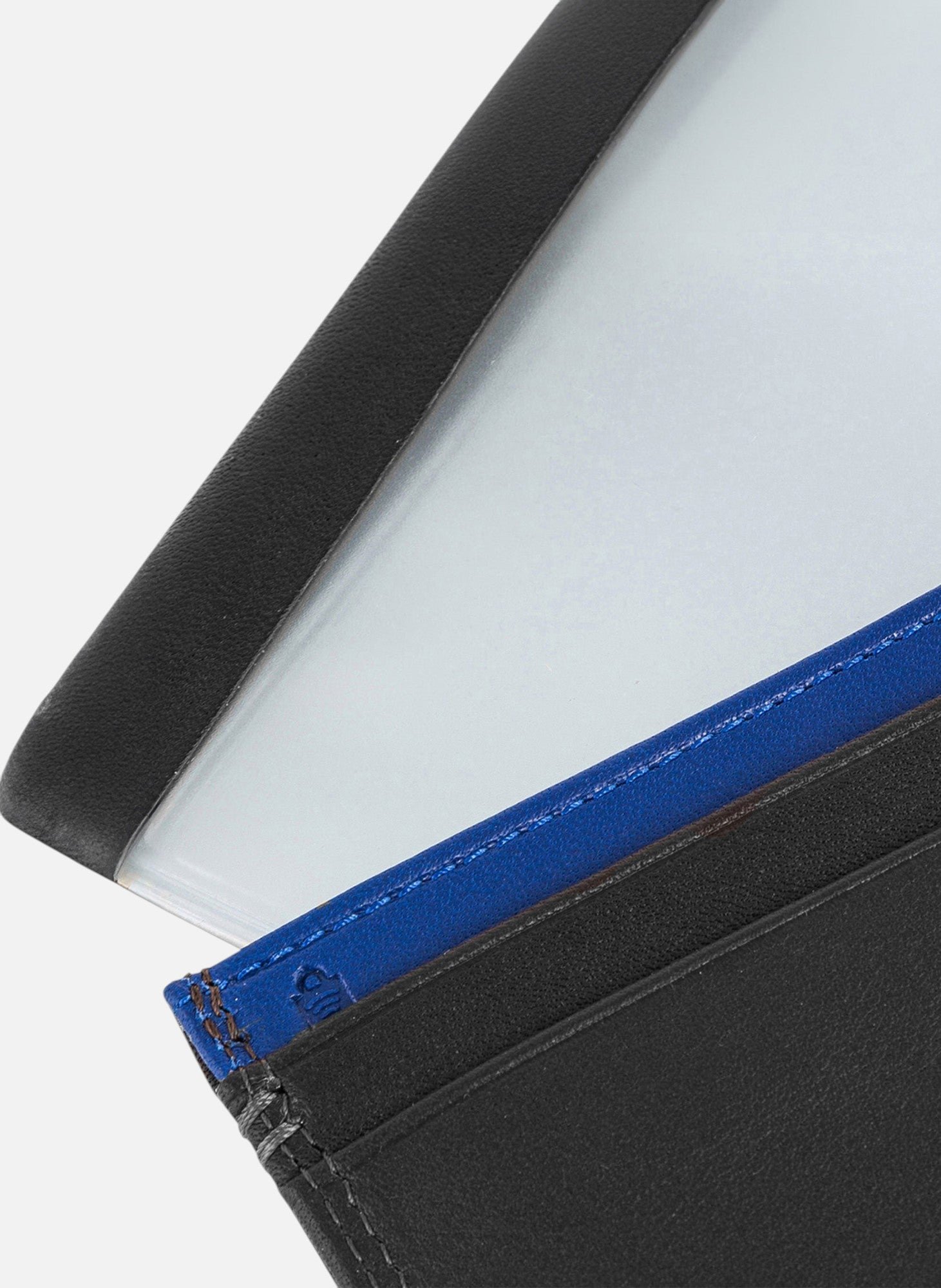 Petit porte papiers de voiture martin en cuir lisse LE TANNEUR Noir