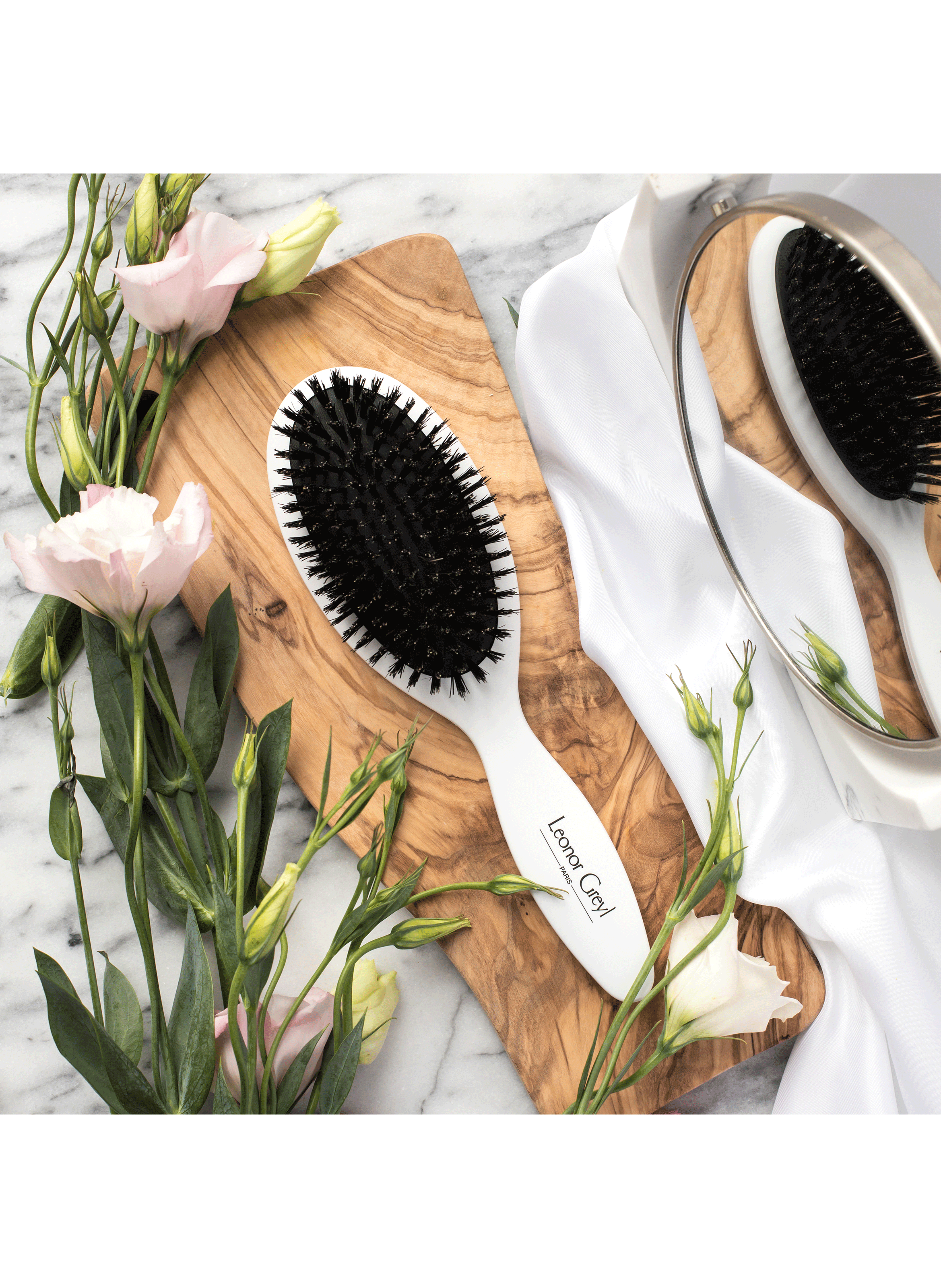 Detangling and smoothing brush LEONOR GREYL No color